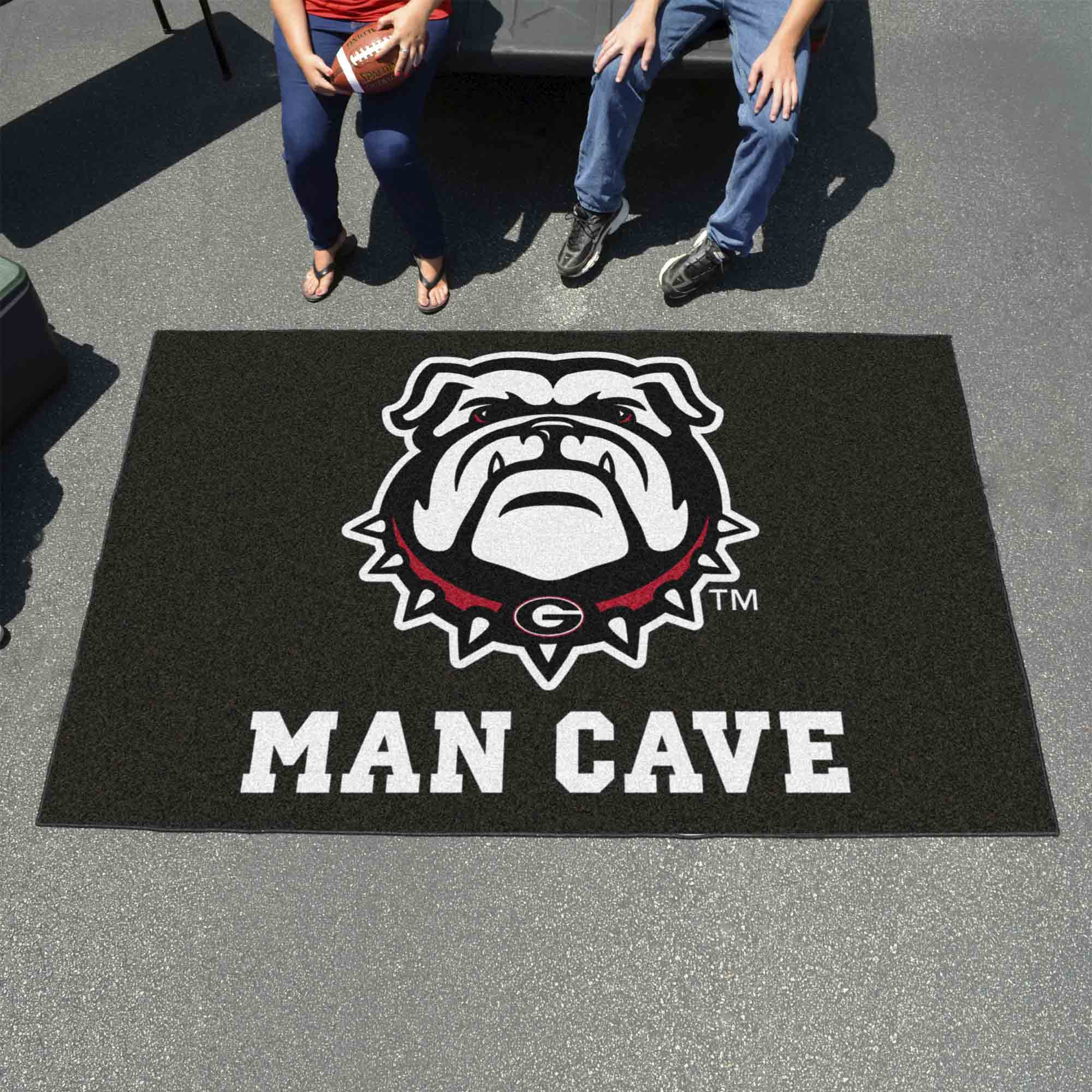 Georgia Bulldogs Man Cave Ulti-Mat Rug - 5ft. x 8ft.