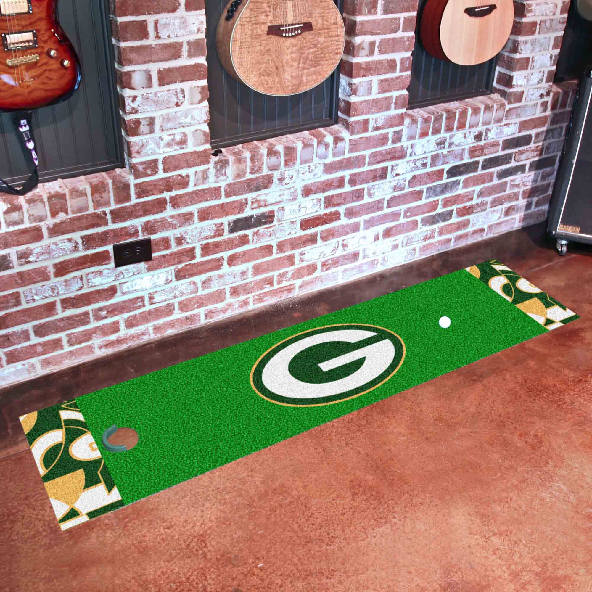 Green Bay Packers Putting Green Mat - 1.5ft. x 6ft. - Green Bay Packers