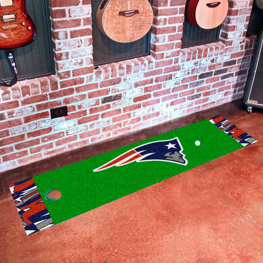 New England Patriots Putting Green Mat - 1.5ft. x 6ft. - New England Patriots