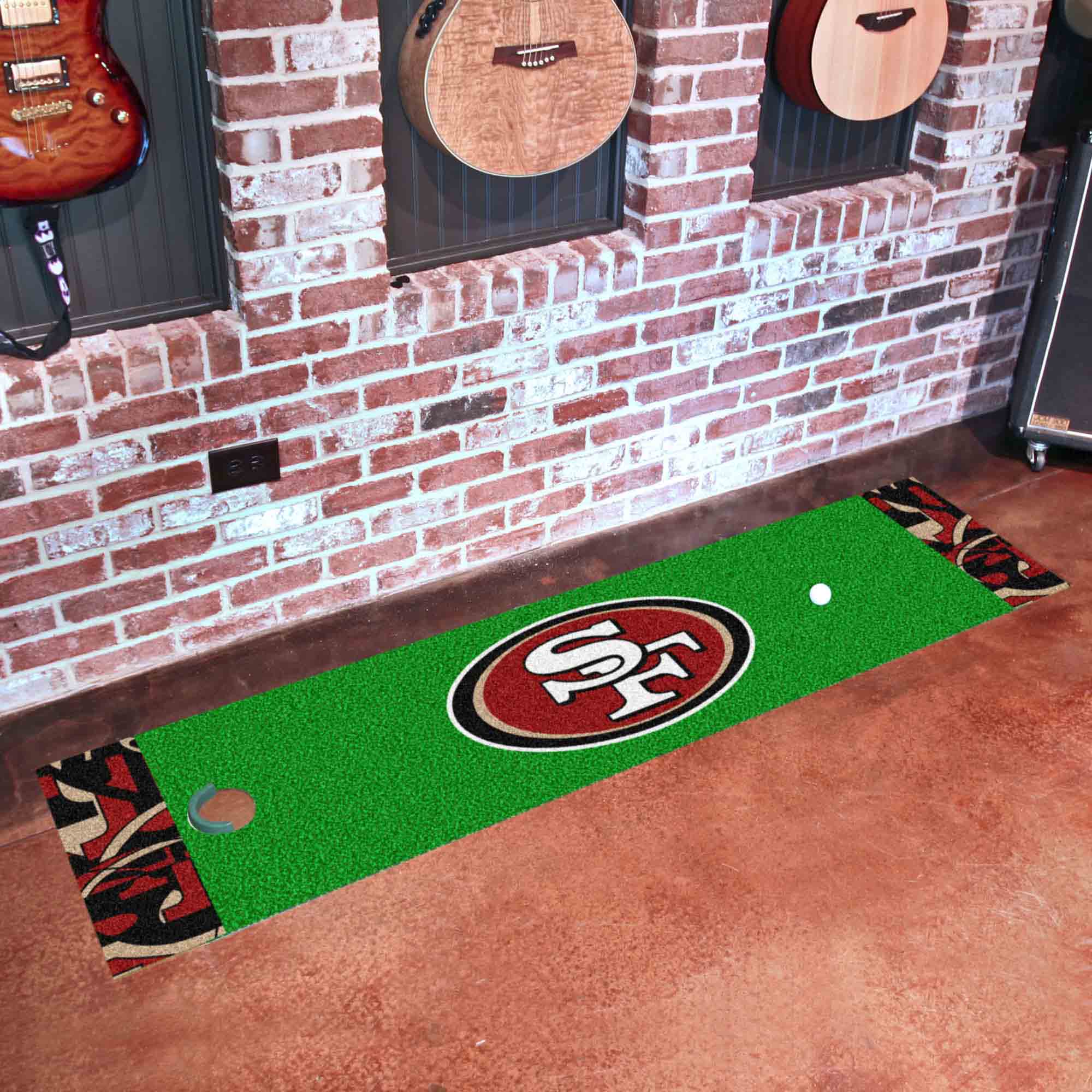 San Francisco 49ers Putting Green Mat - 1.5ft. x 6ft.