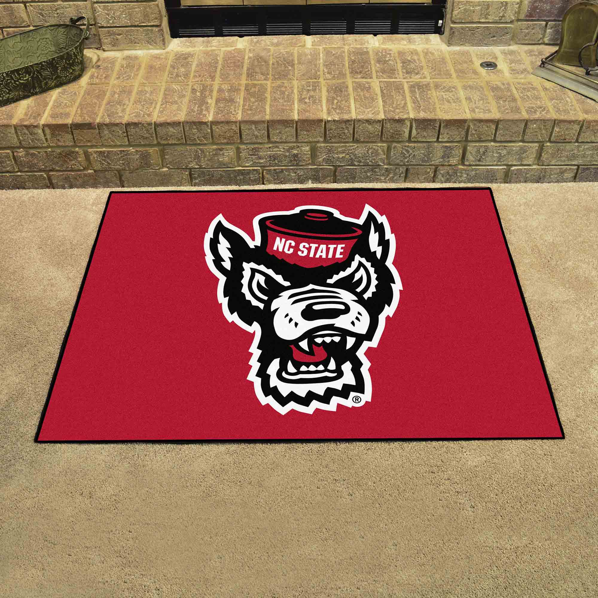 NC State Wolfpack All-Star Rug - 34 in. x 42.5 in., Wolf Logo