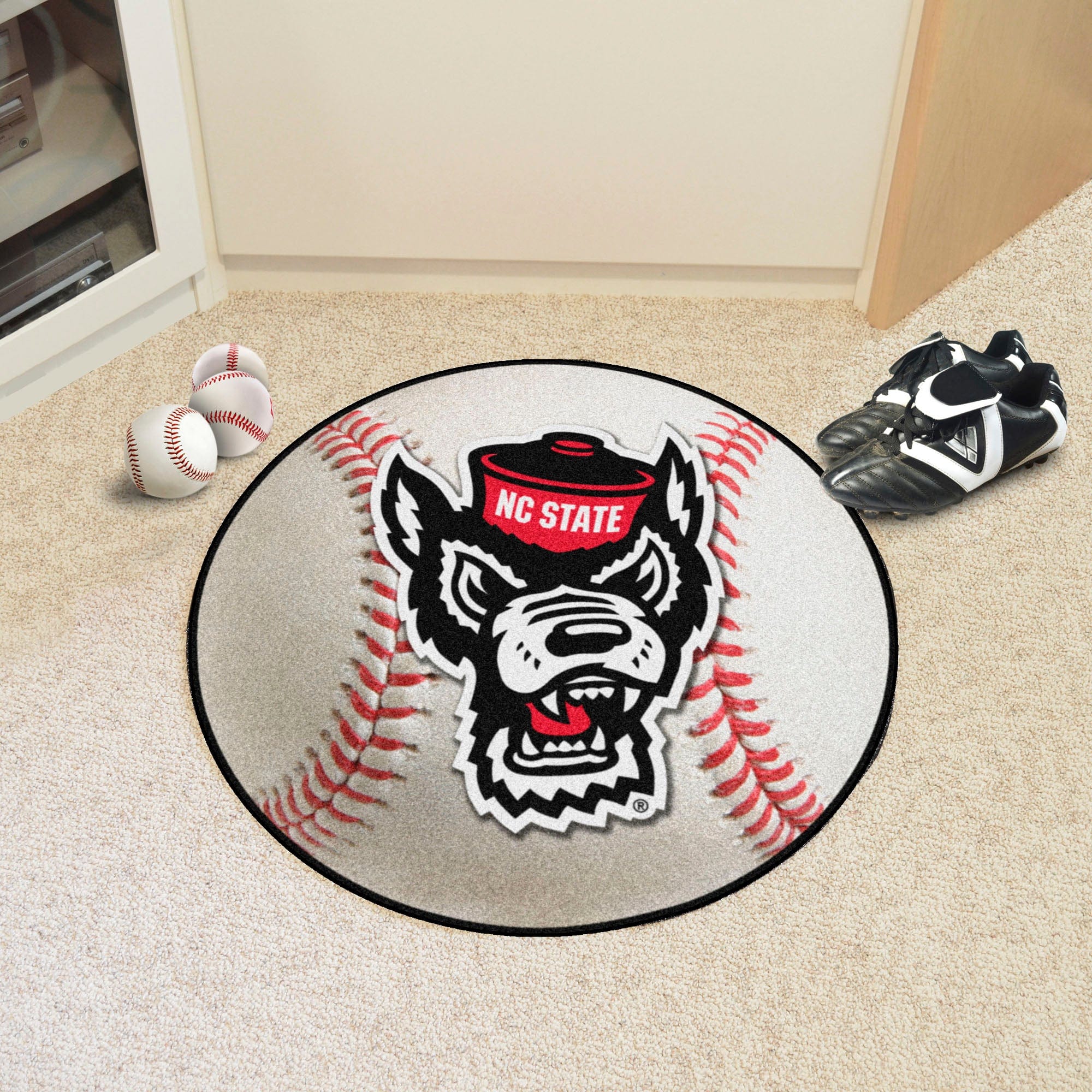 NC State Wolfpack Baseball Rug - 27in. Diameter, Wolf Logo - NC State