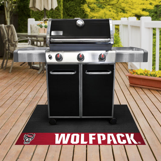 NC State Wolfpack Vinyl Grill Mat - 26in. x 42in., Wolf Logo - NC State