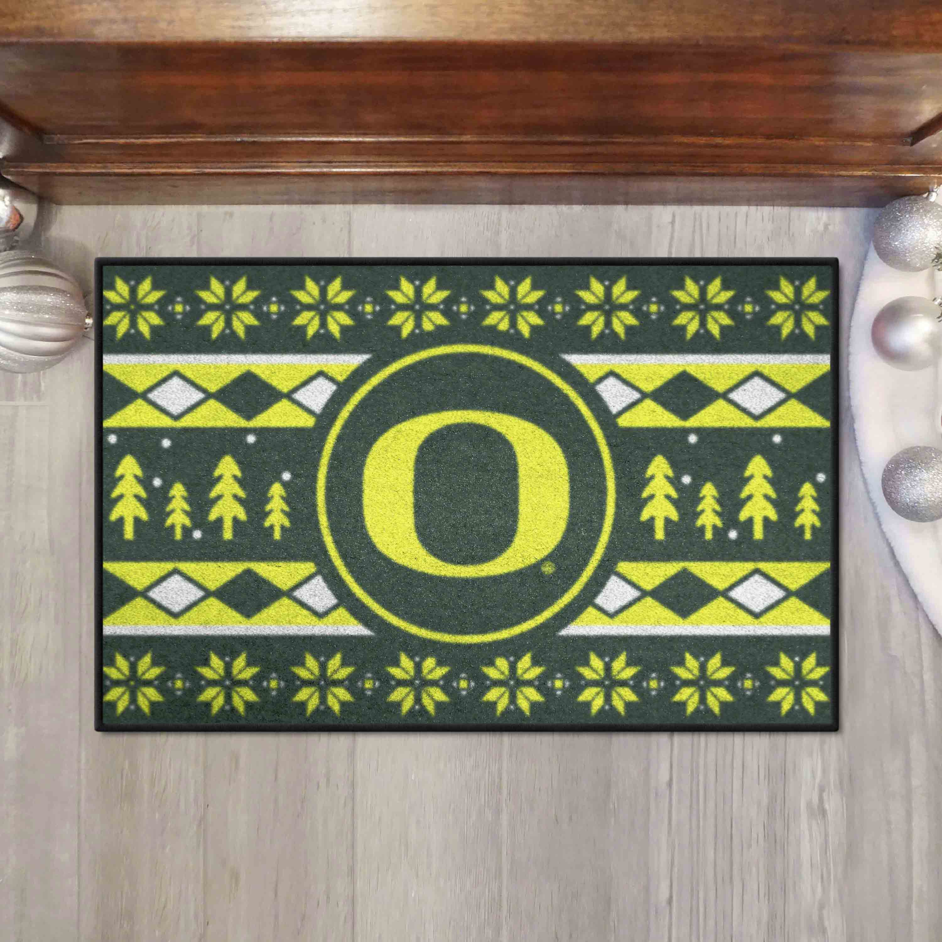 Oregon Ducks Holiday Sweater Starter Mat Accent Rug - 19in. x 30in.