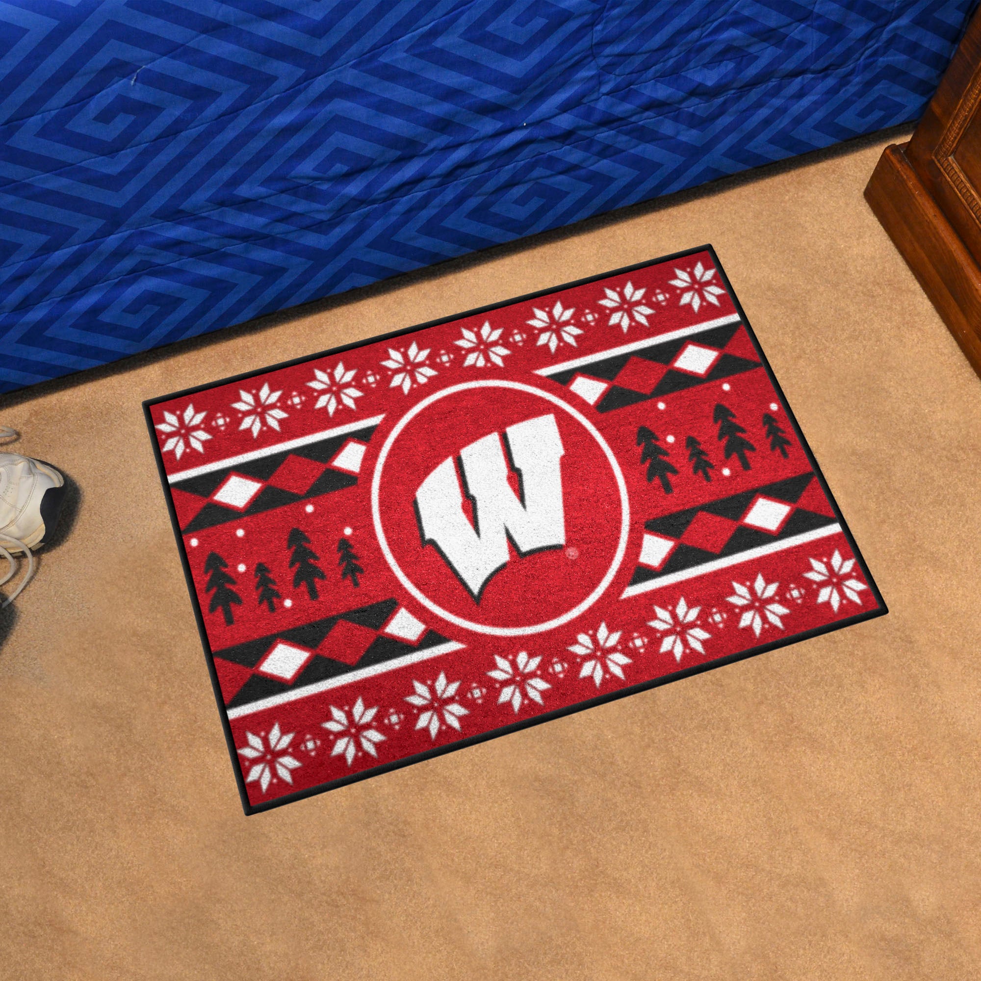 Wisconsin Badgers Holiday Sweater Starter Mat Accent Rug - 19in. x 30in.