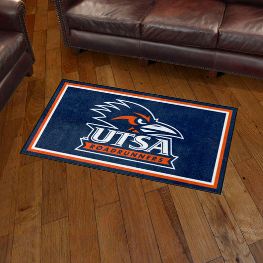 UTSA Roadrunners 3ft. x 5ft. Plush Area Rug