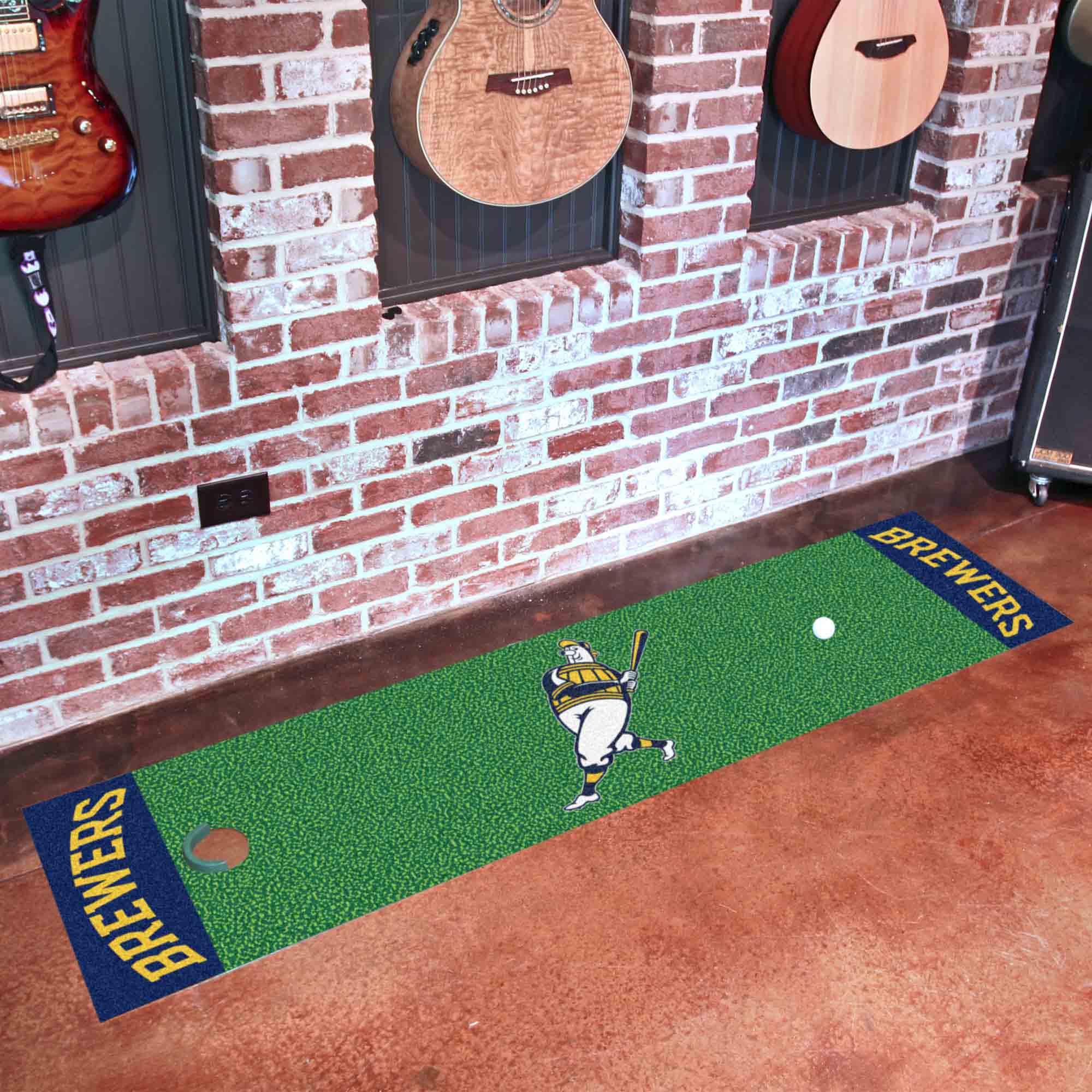 Milwaukee Brewers Putting Green Mat - 1.5ft. x 6ft.