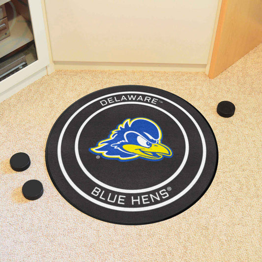 Delaware Hockey Puck Rug - 27in. Diameter