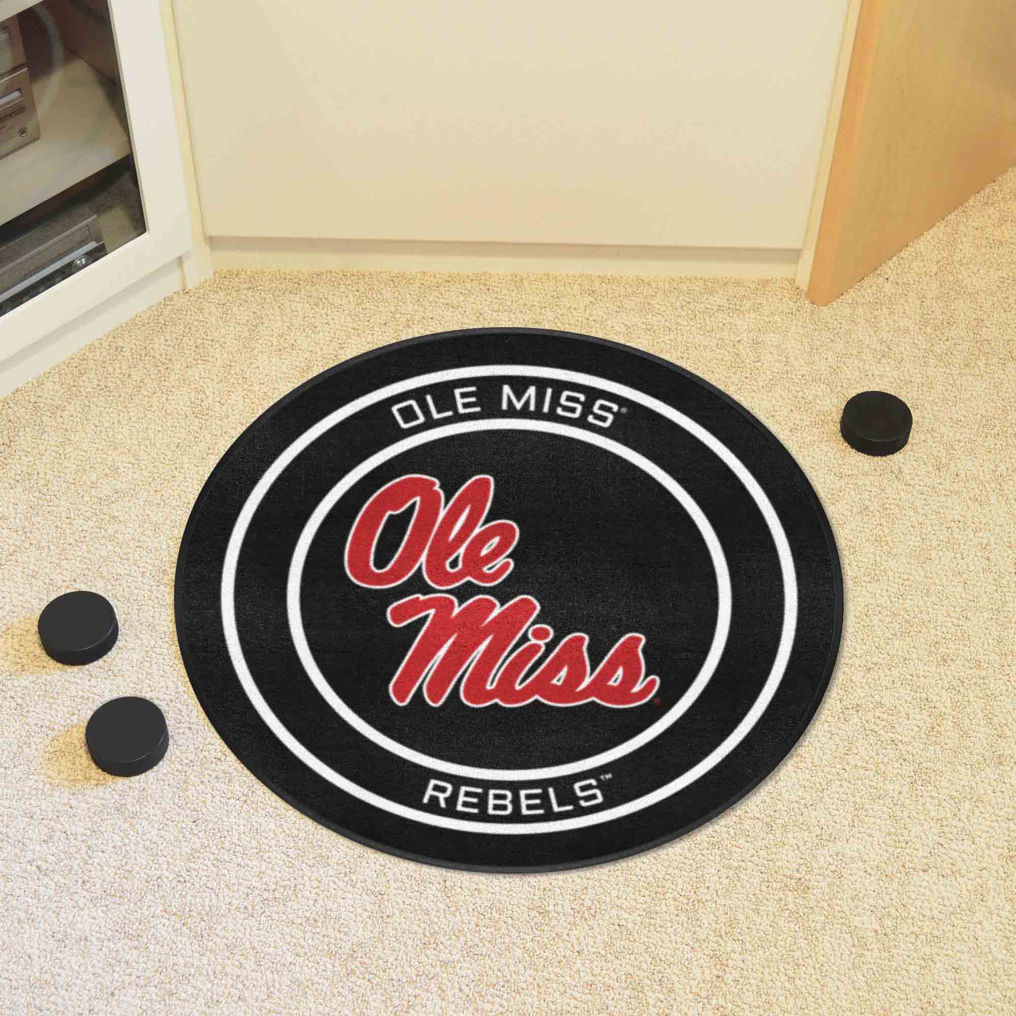 Ole Miss Hockey Puck Rug - 27in. Diameter