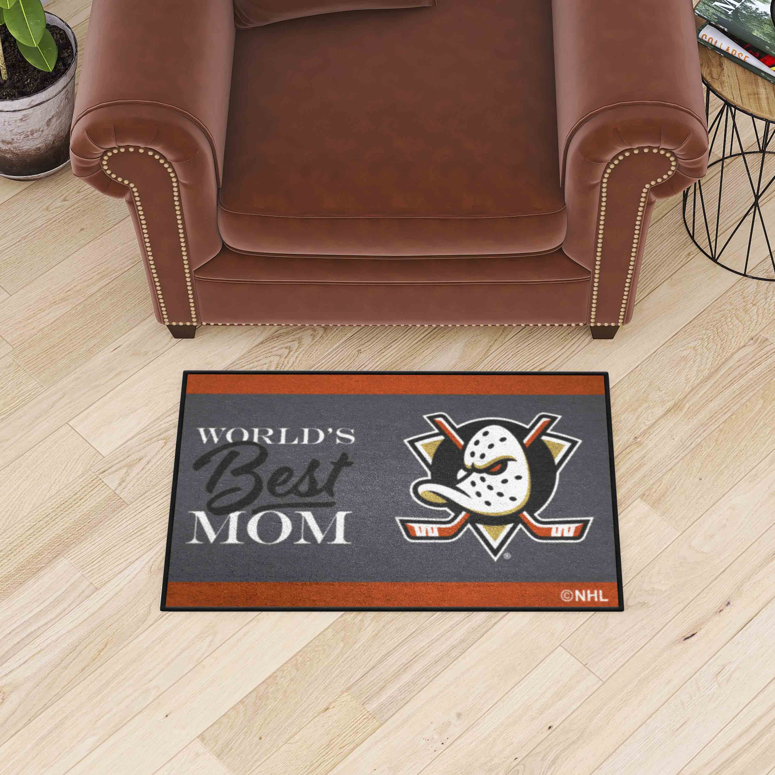 Anaheim Ducks World's Best Mom Starter Mat Accent Rug - 19in. x 30in.