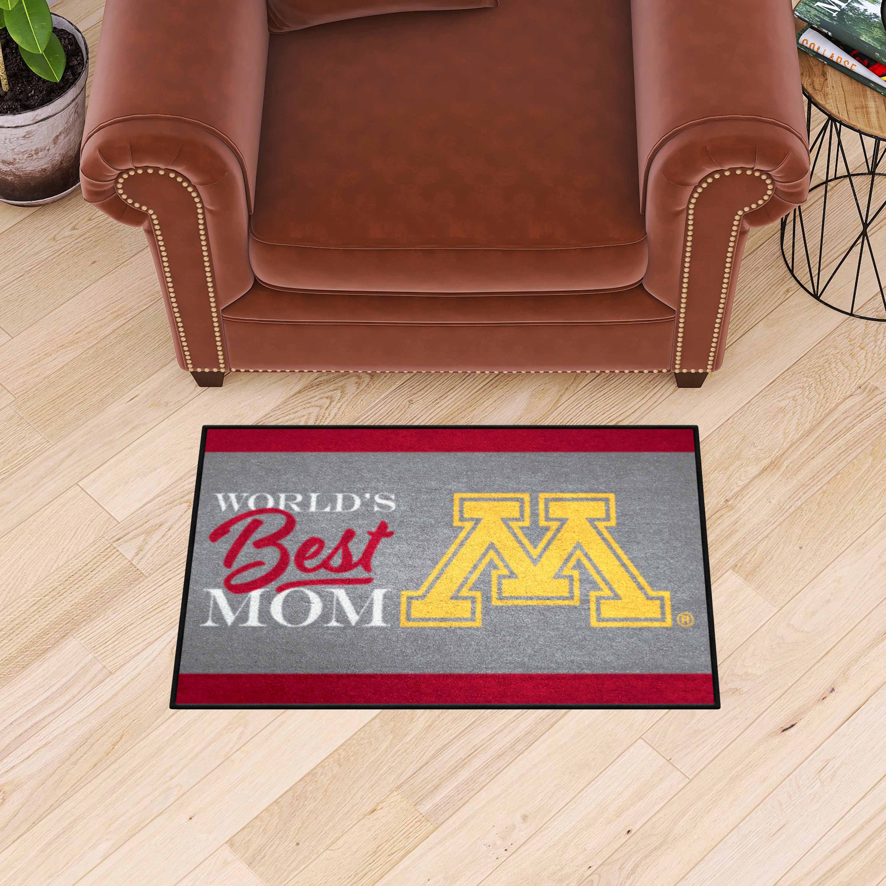 Minnesota Golden Gophers World's Best Mom Starter Mat Accent Rug - 19in. x 30in.