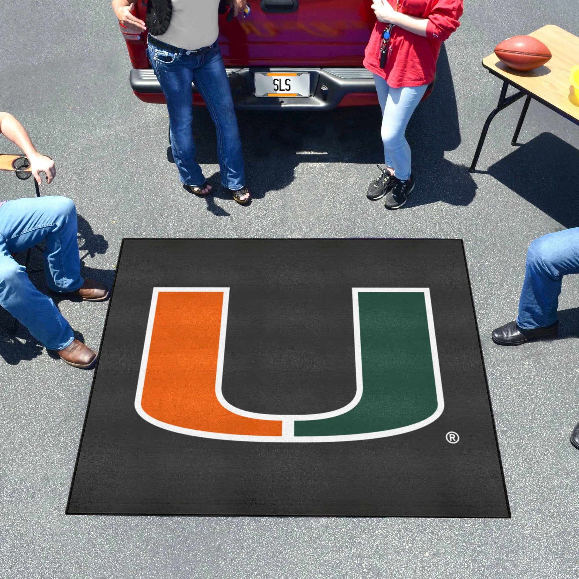 Miami Hurricanes Tailgater Rug, Black - 5ft. x 6ft.