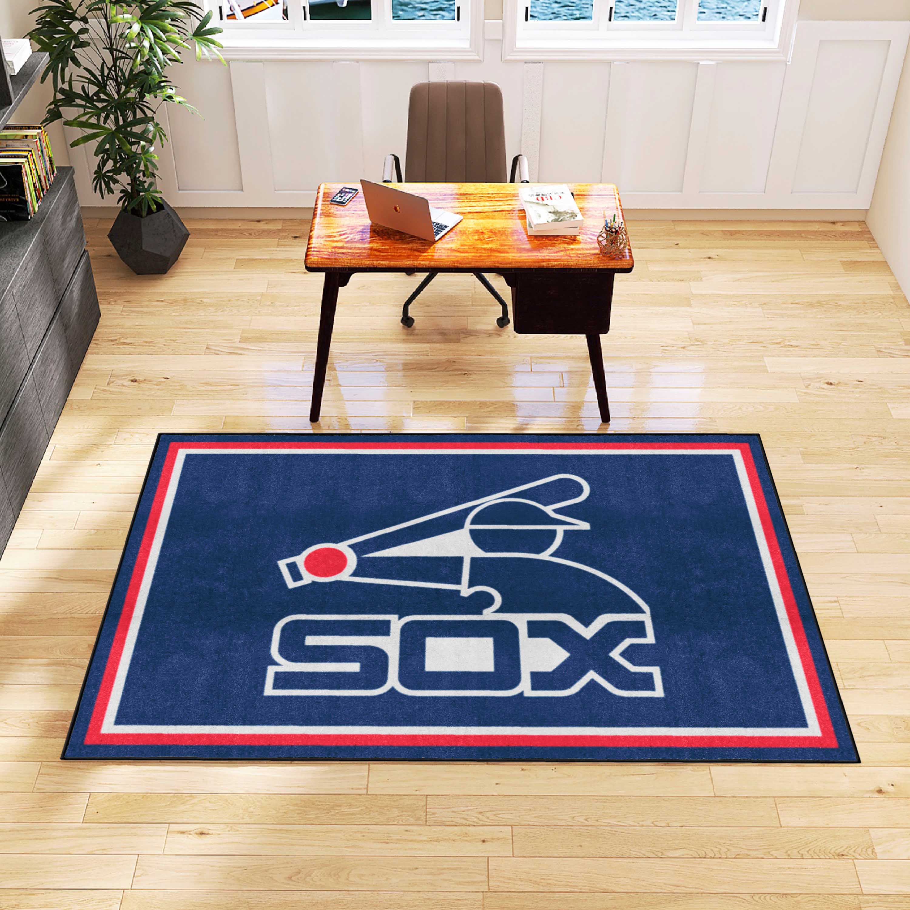 Chicago White Sox 5ft. x 8 ft. Plush Area Rug - Retro Collection - Chicago White Sox