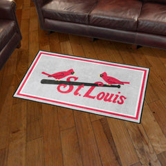 Alfombra de felpa de 3 pies x 5 pies de los St. Louis Cardinals - Colección Retro