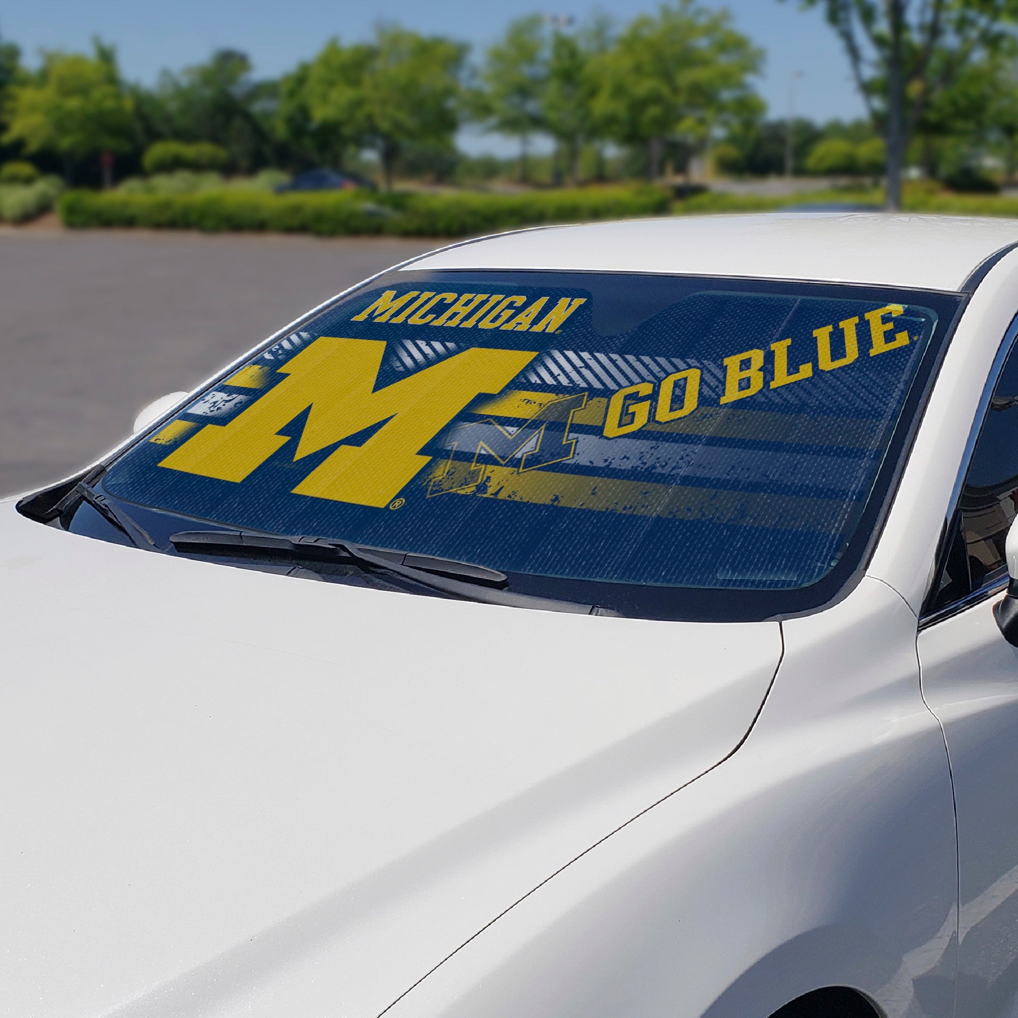 Michigan Wolverines Windshield Sun Shade