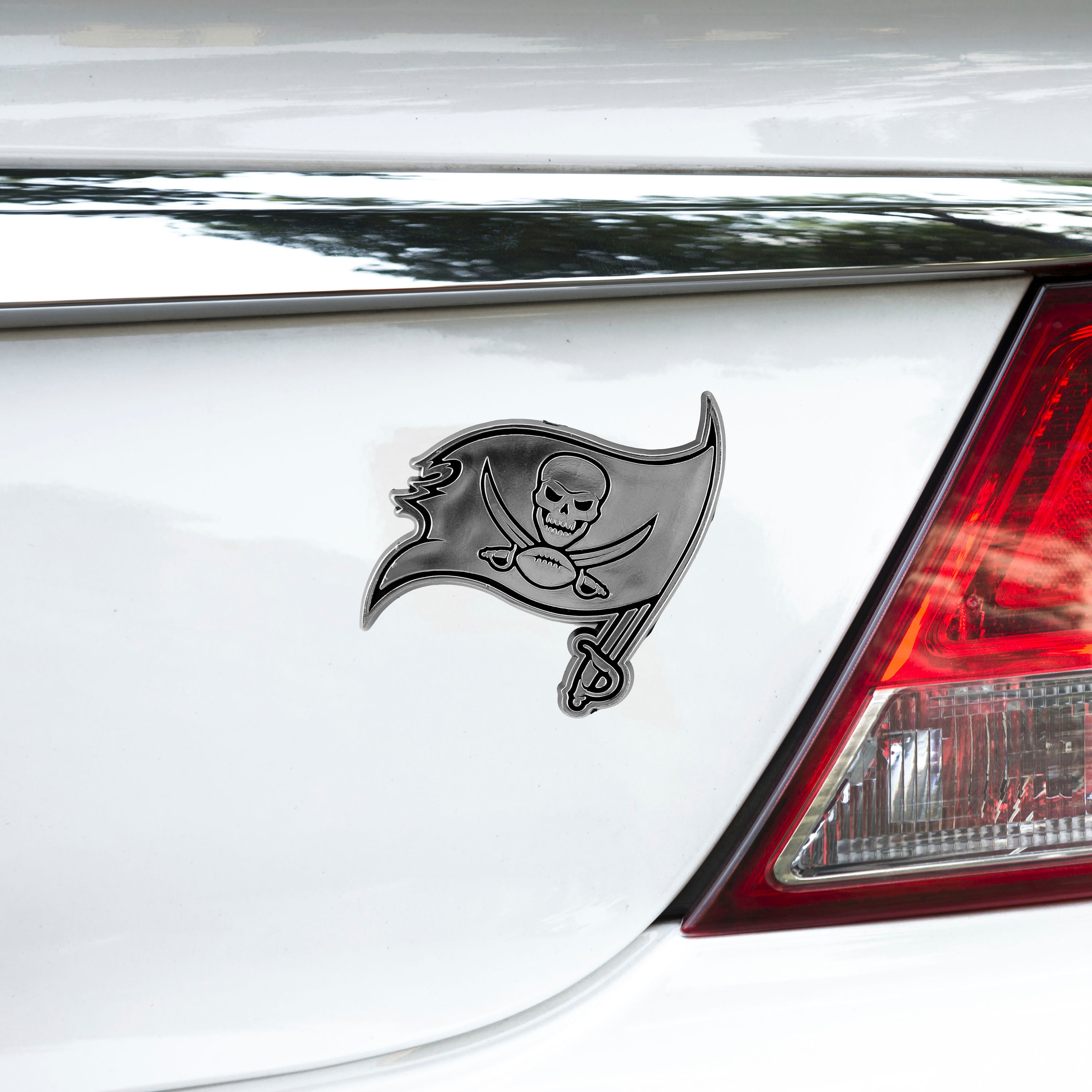 Tampa Bay Buccaneers Molded Chrome Plastic Emblem