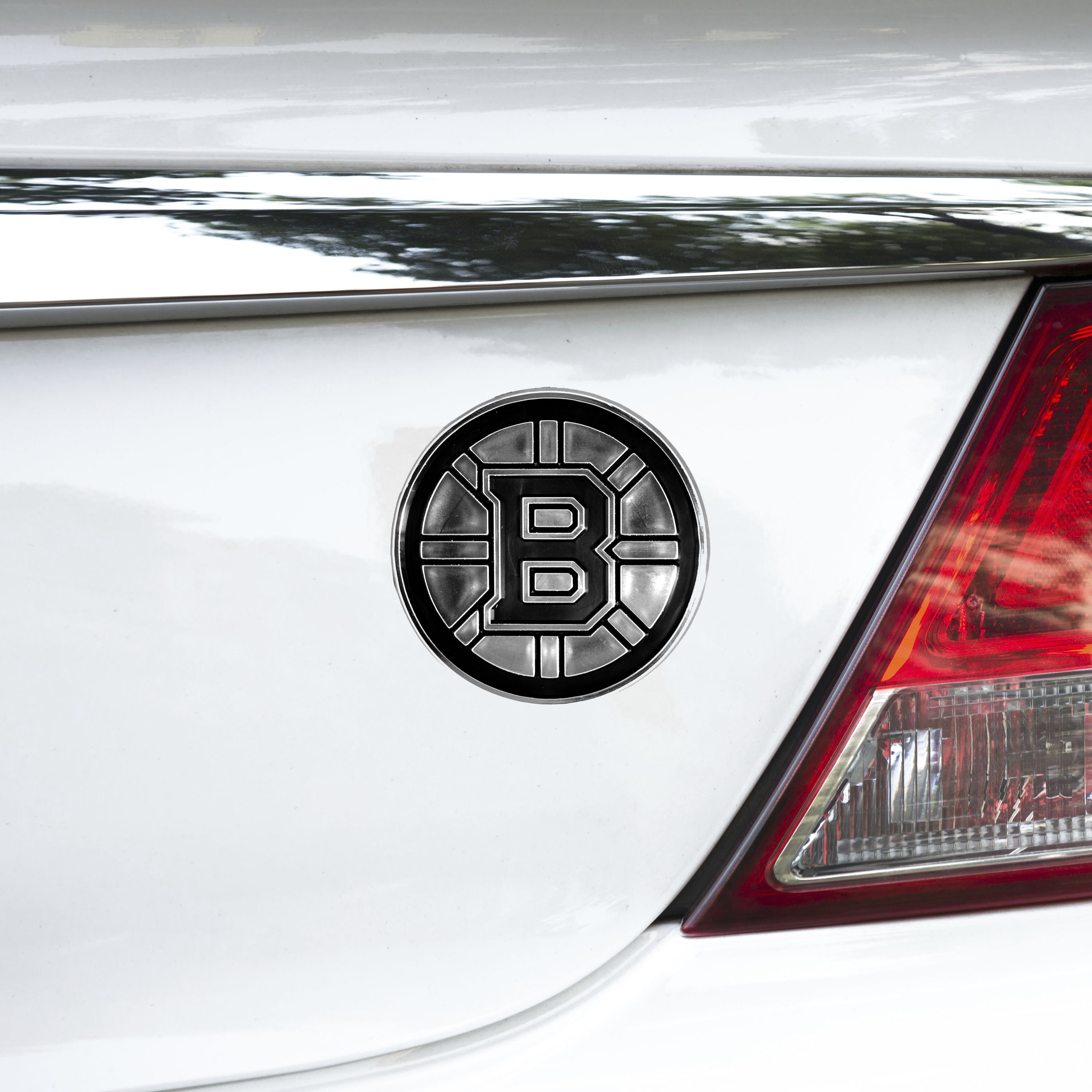 Boston Bruins Molded Chrome Plastic Emblem