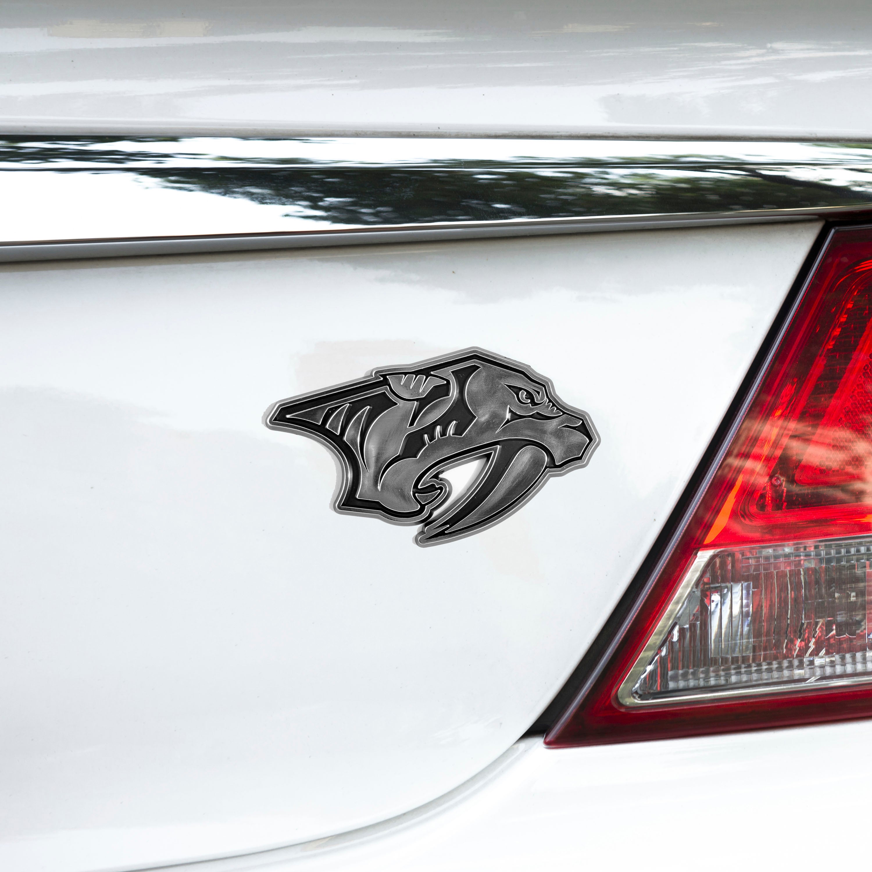 Nashville Predators Molded Chrome Plastic Emblem