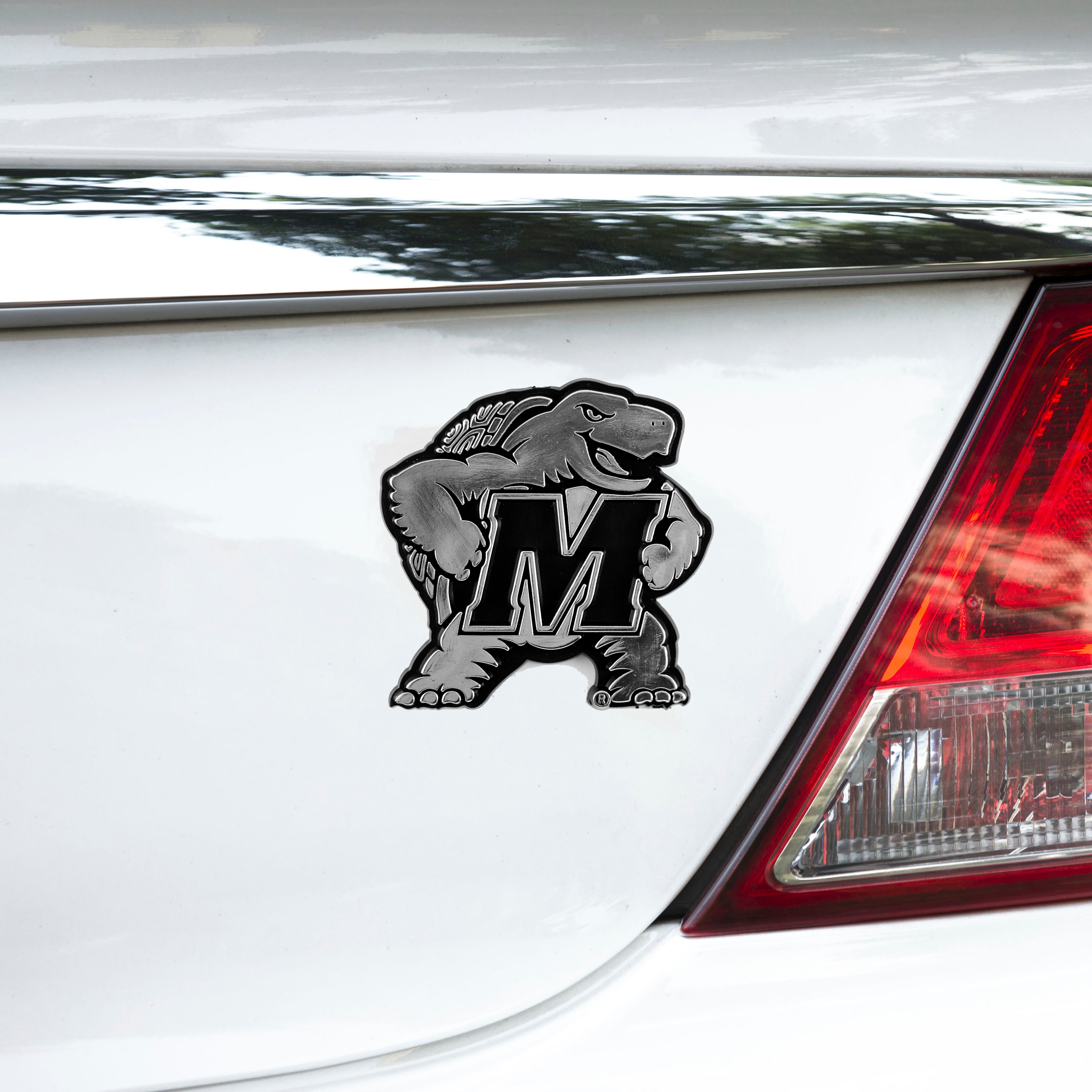 Maryland Terrapins Molded Chrome Plastic Emblem