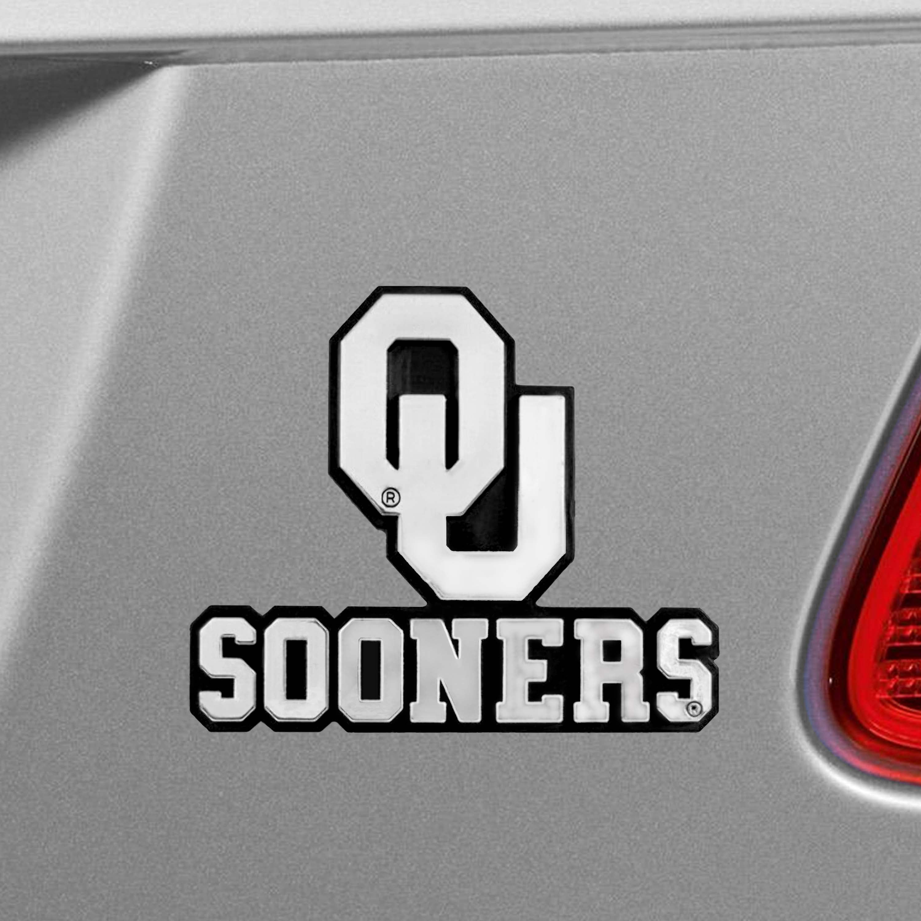 Oklahoma Sooners Molded Chrome Plastic Emblem