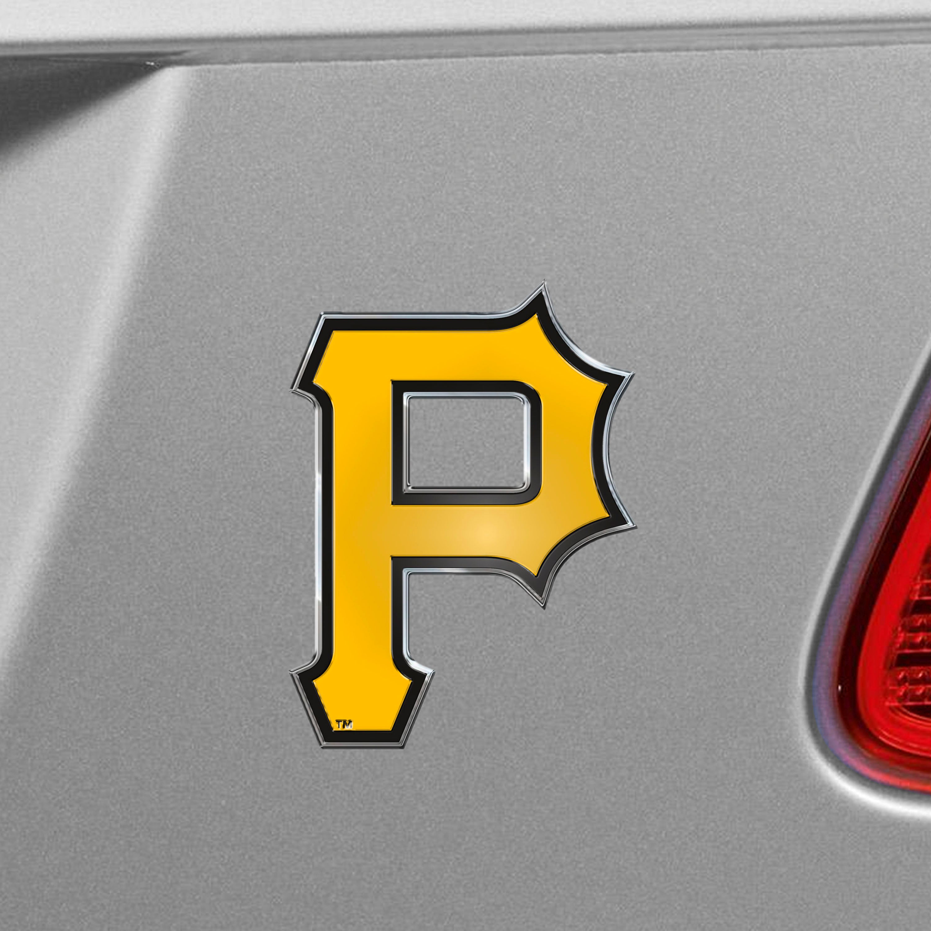 Pittsburgh Pirates Heavy Duty Aluminum Embossed Color Emblem