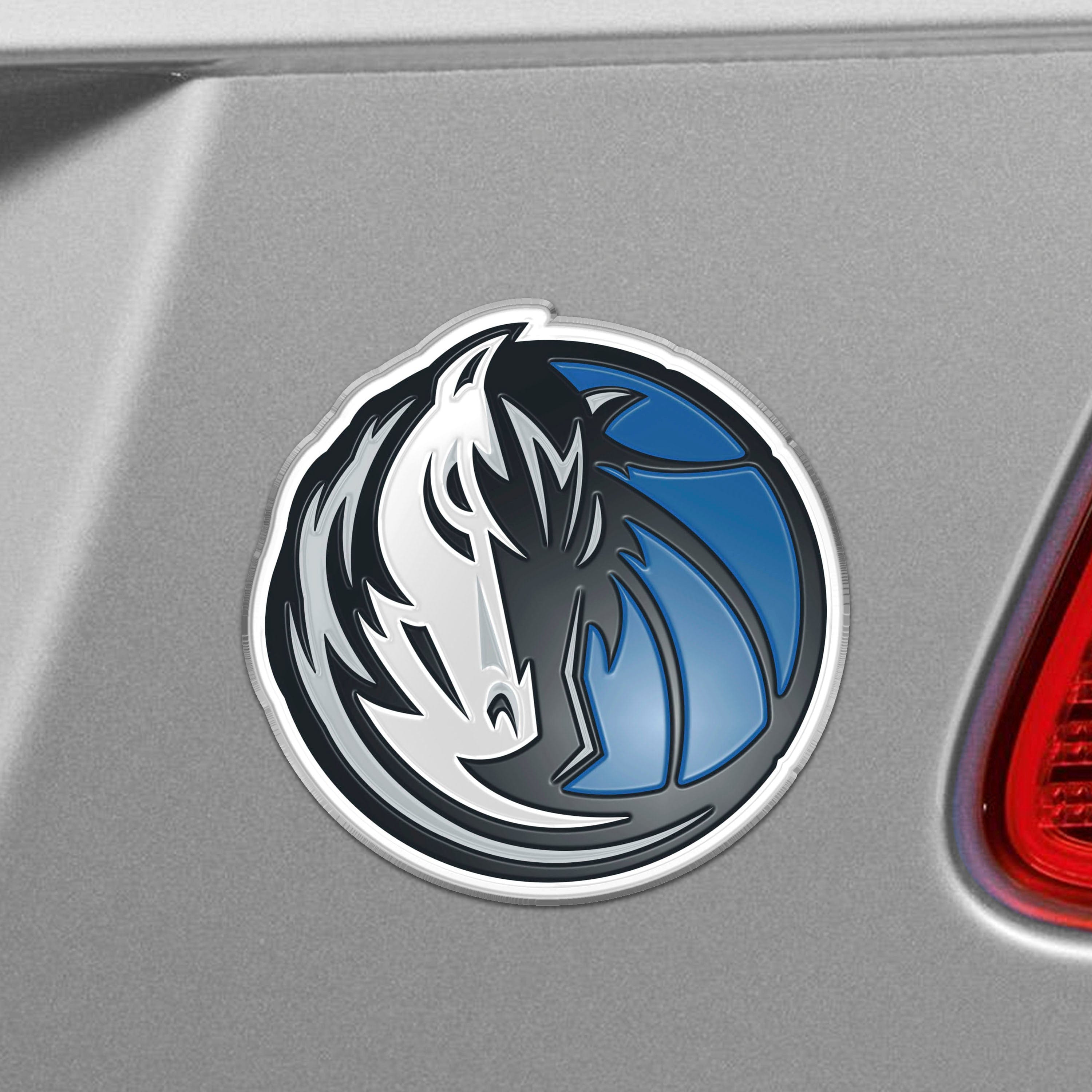 Dallas Mavericks Heavy Duty Aluminum Embossed Color Emblem - Dallas Mavericks