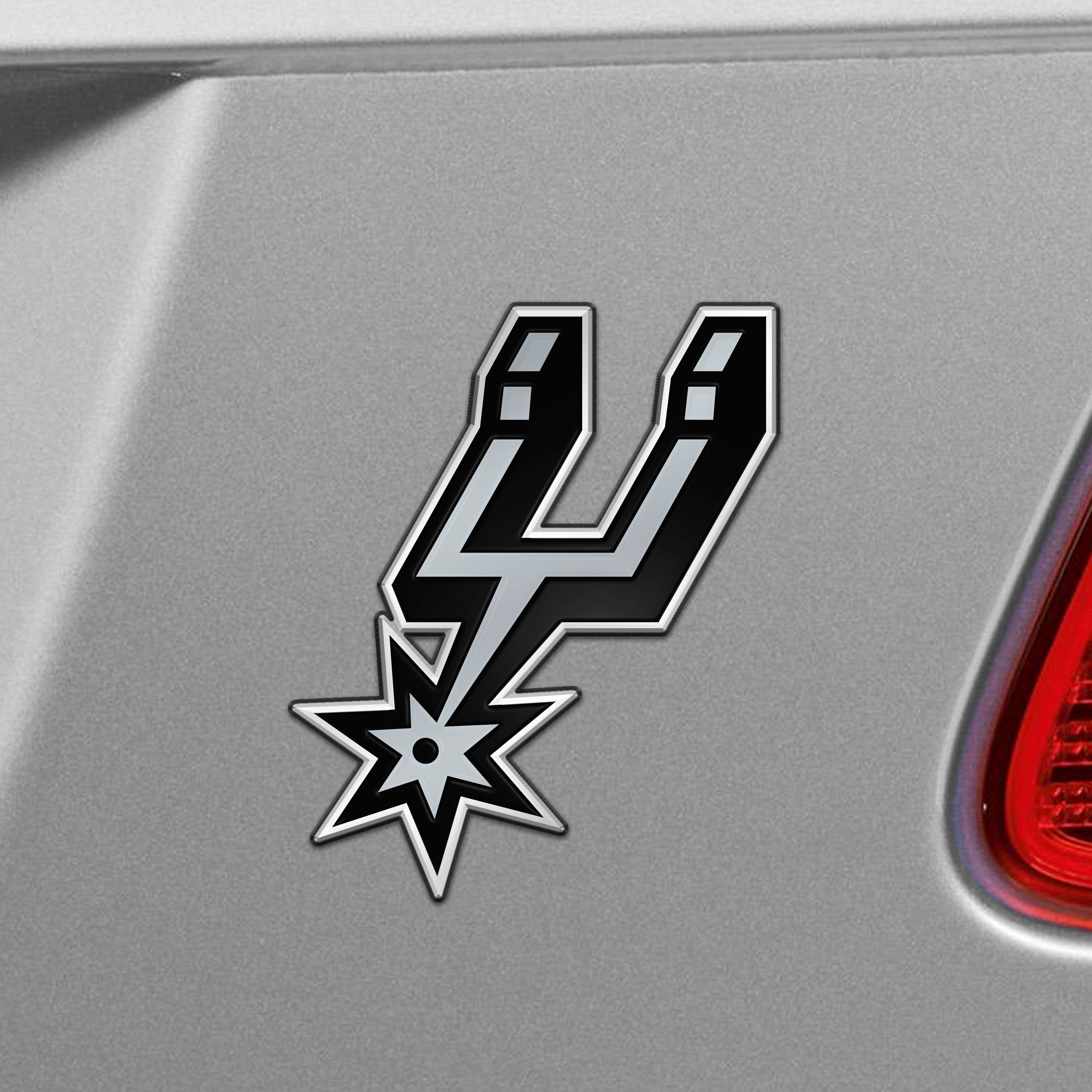 San Antonio Spurs Heavy Duty Aluminum Embossed Color Emblem