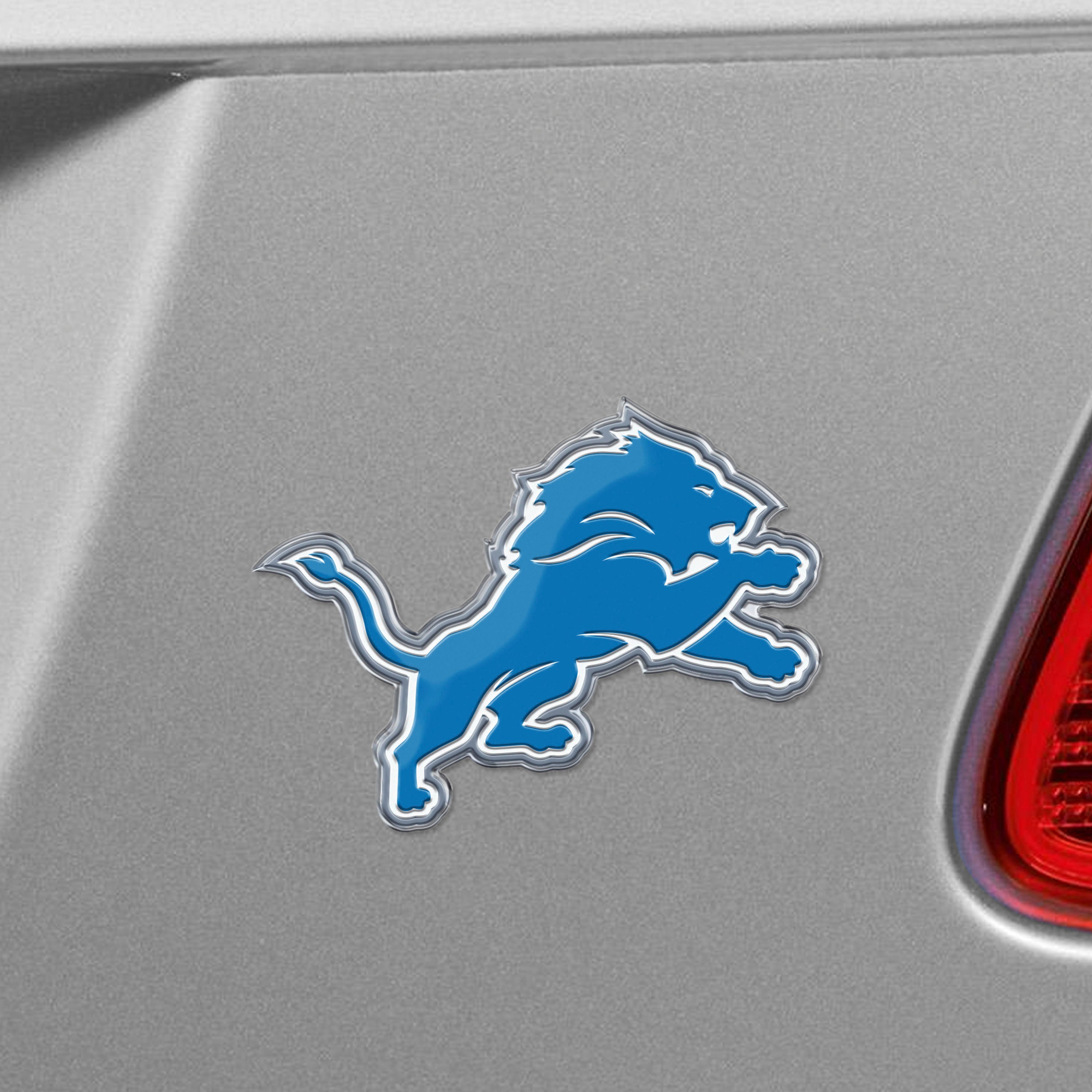 Detroit Lions Heavy Duty Aluminum Embossed Color Emblem