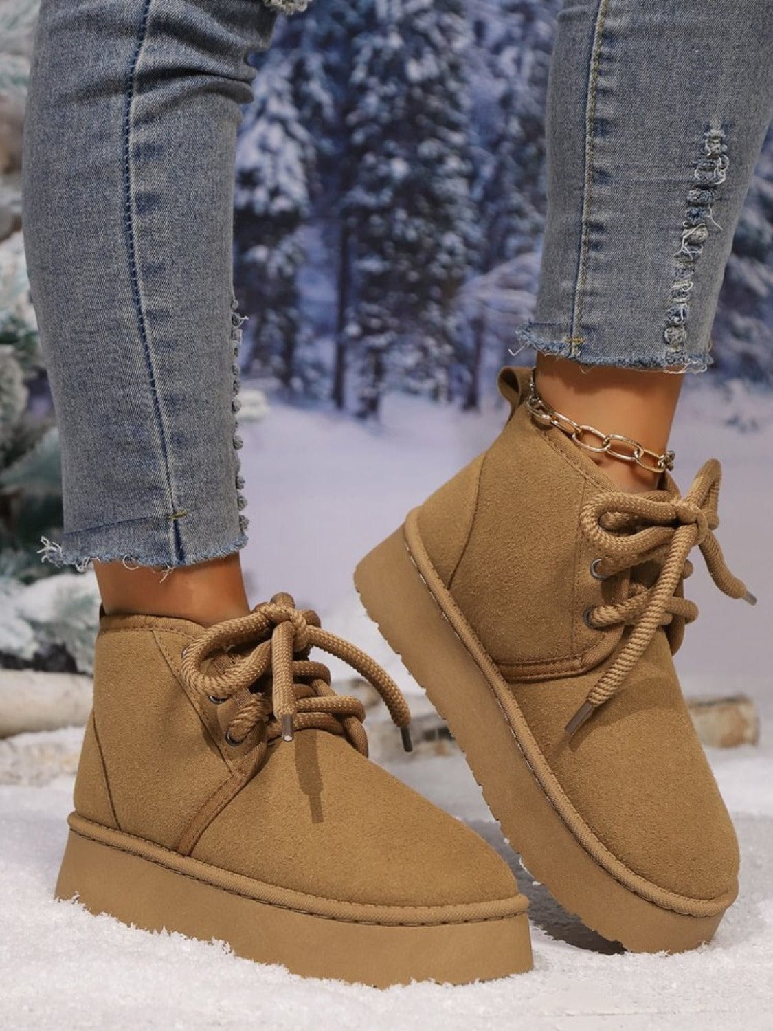 Lace Up Round Neck Platform Suede Boots - Trendsi