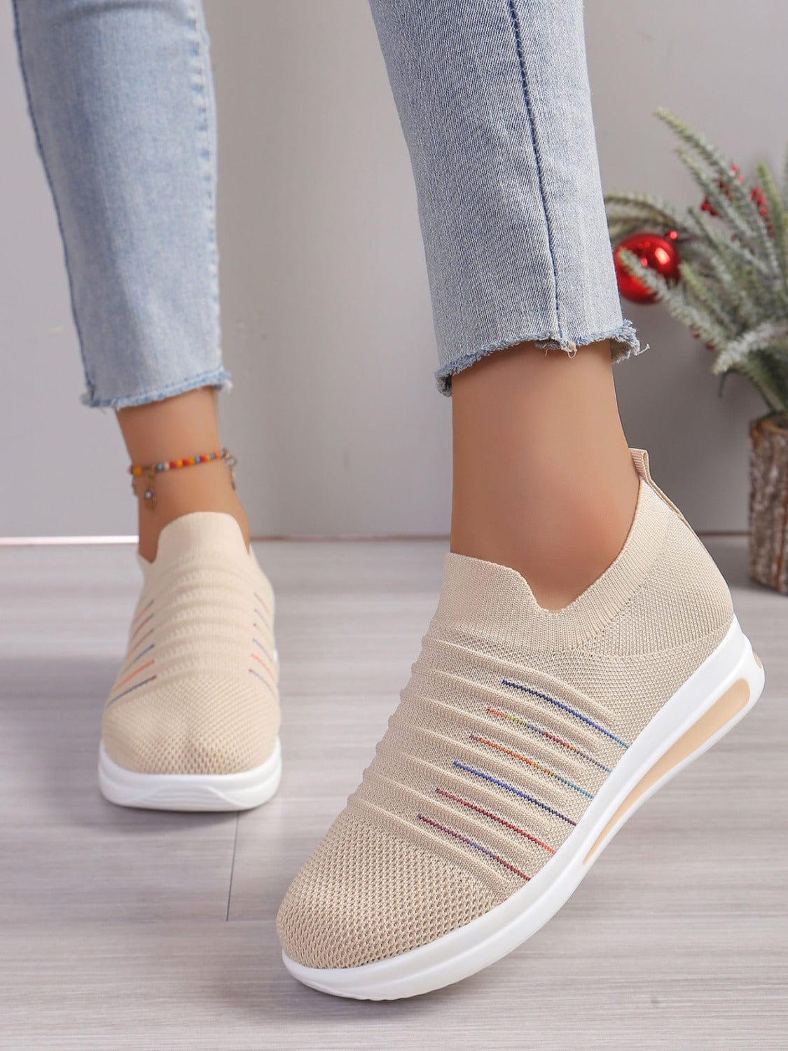 Breathable Mesh Wedge Sneakers - Trendsi