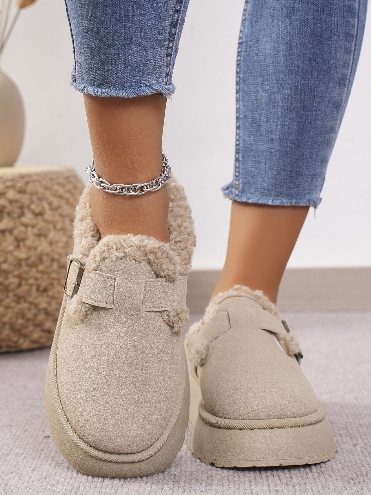 Thermal Fuzzy Buckle Platform Slippers - Trendsi