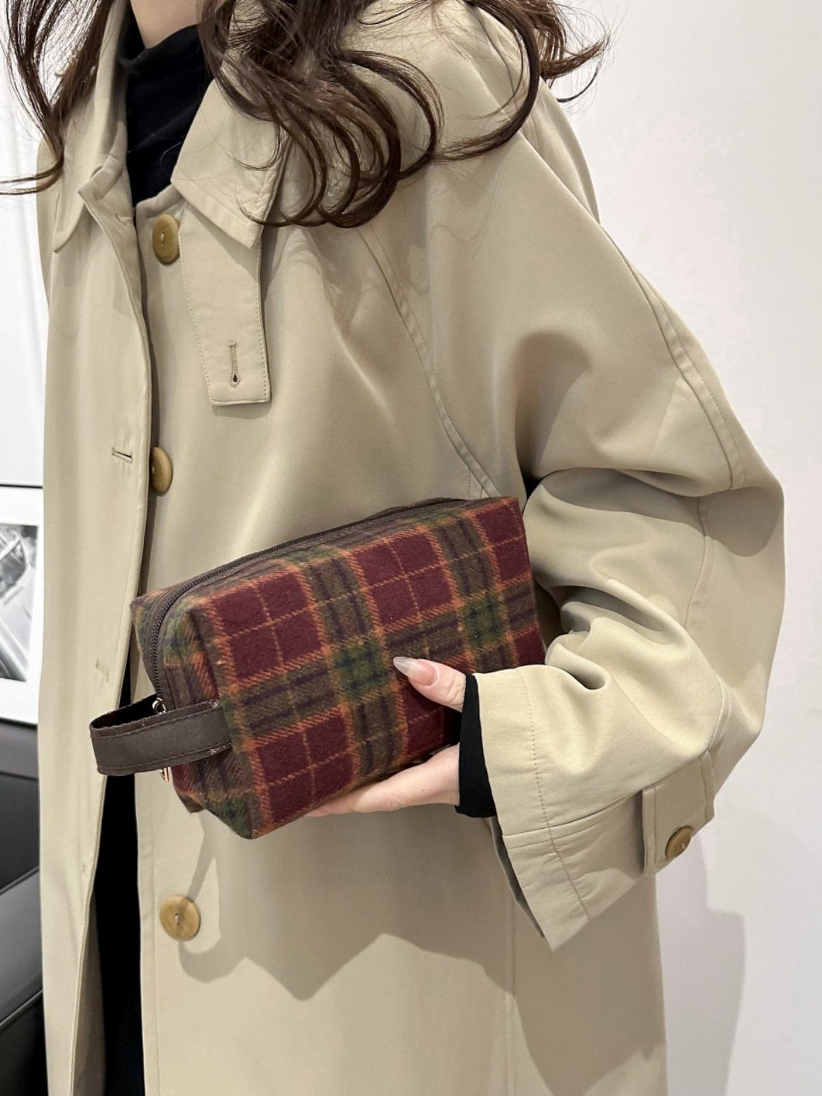 Contrast Plaid Clutch with Zipper - Trendsi