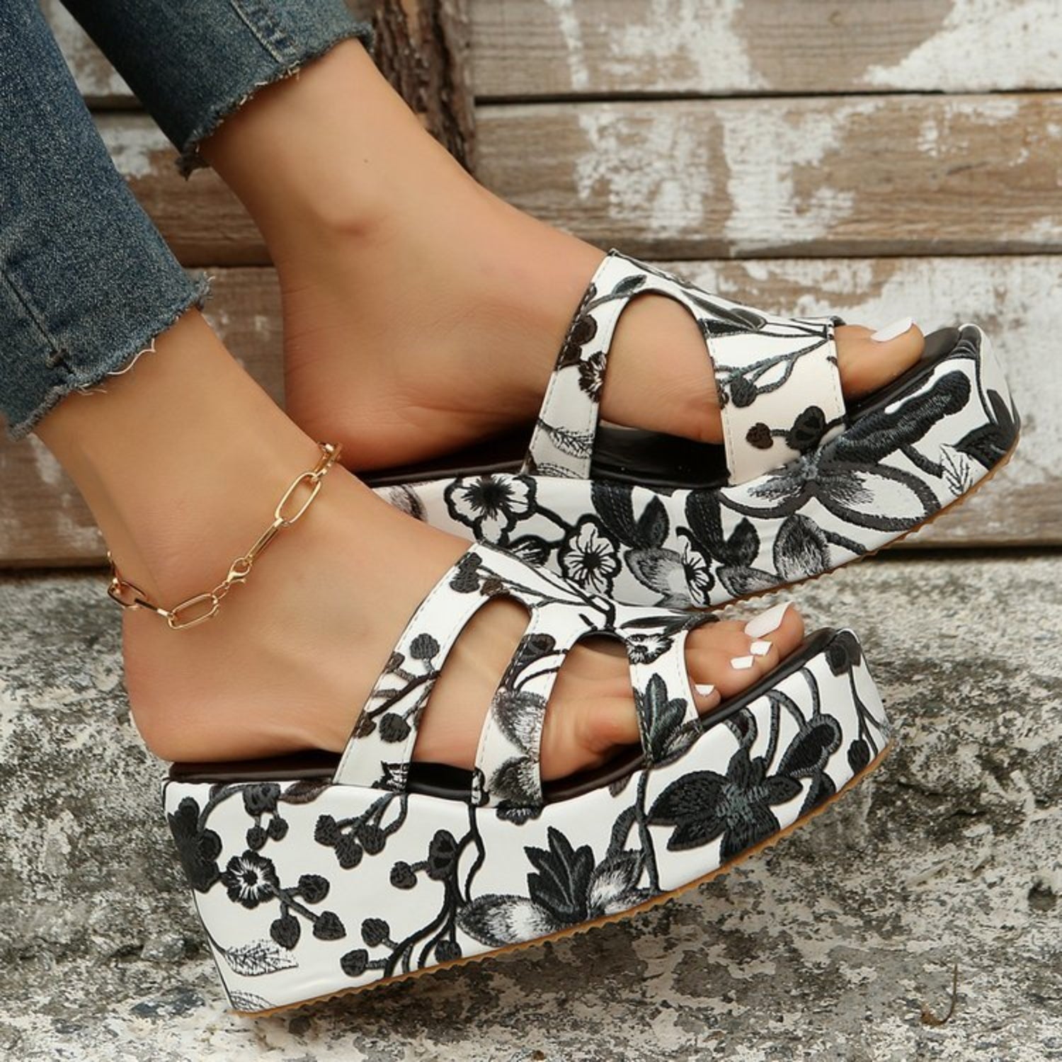 Cutout Floral Peep Toe Sandals Trendsi