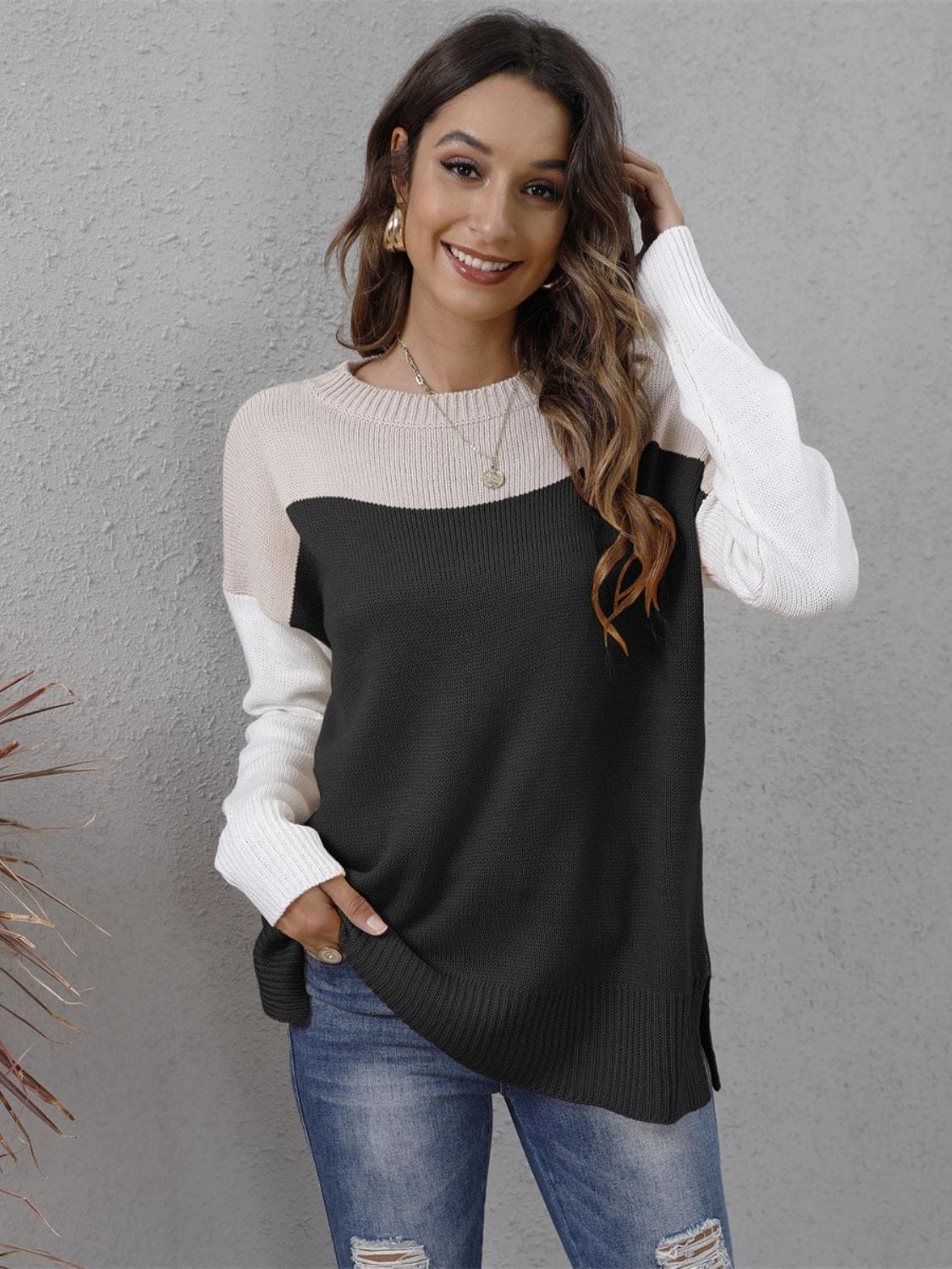 Color Block Round Neck Sweater - Trendsi