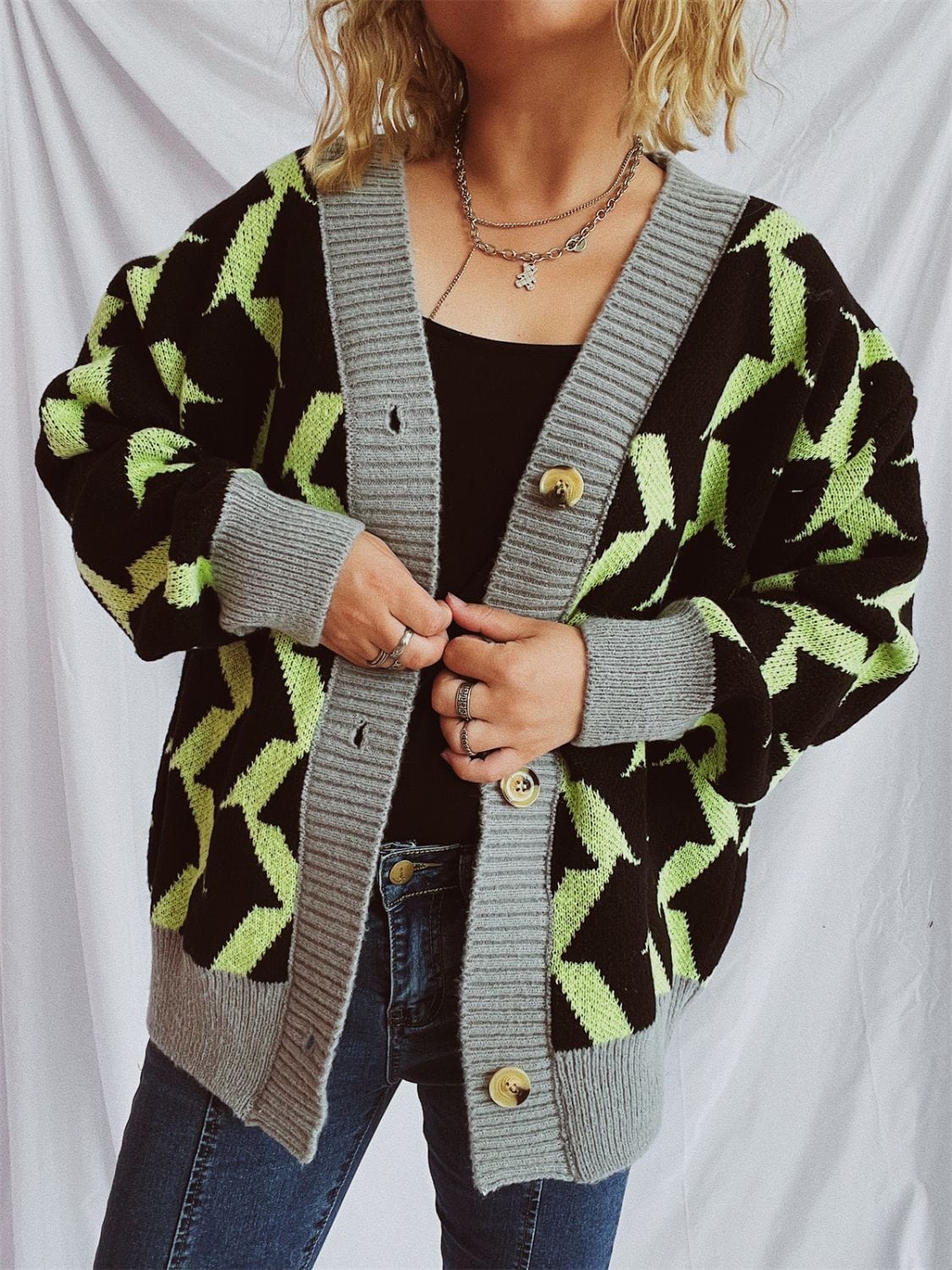 Contrast Trim Geometric V-Neck Long Sleeve Cardigan - Trendsi