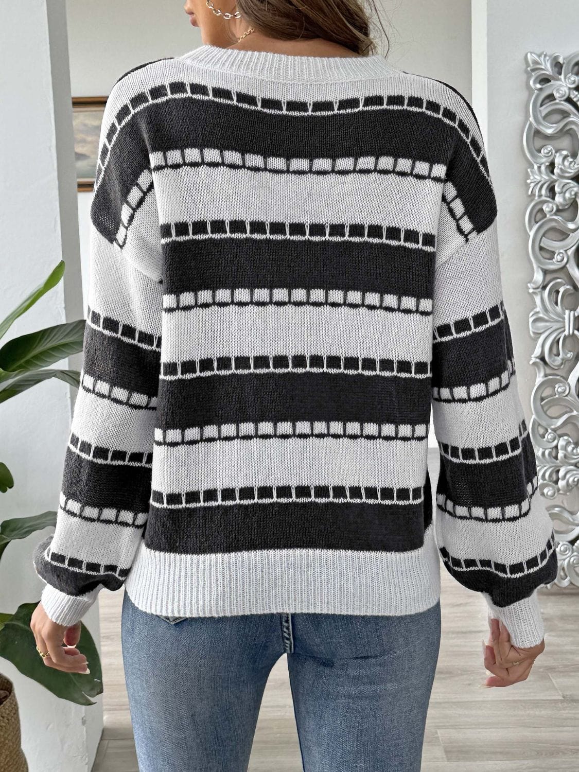 Heart Round Neck Long Sleeve Sweater - Trendsi