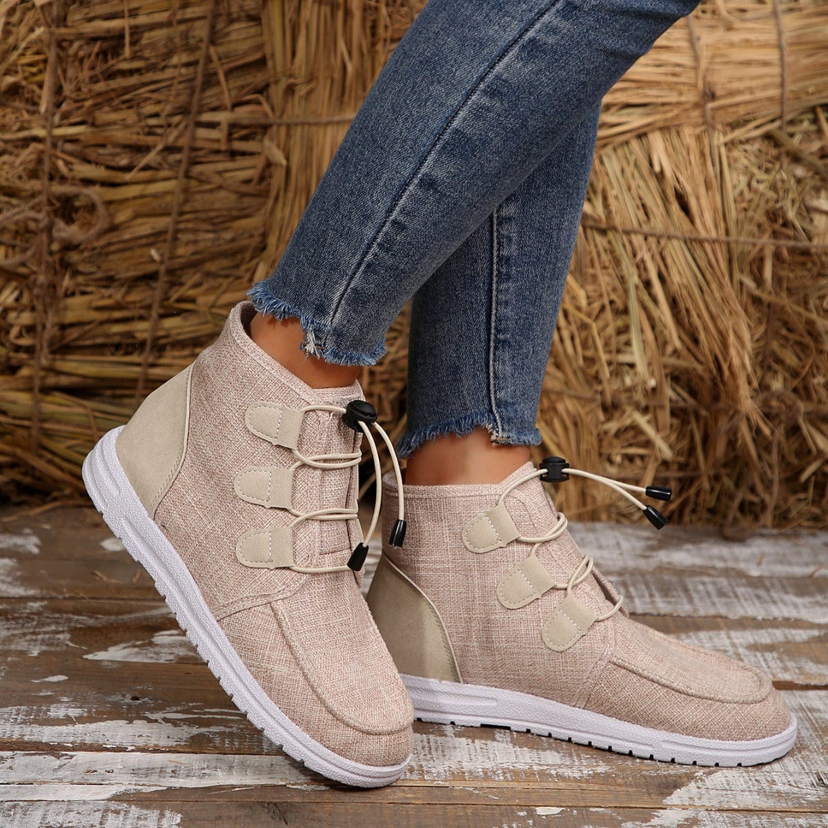 Lace-Up Round Toe Flat Sneakers - Trendsi