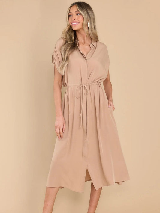 Drawstring Collared Neck Short Sleeve Midi Dress - Trendsi