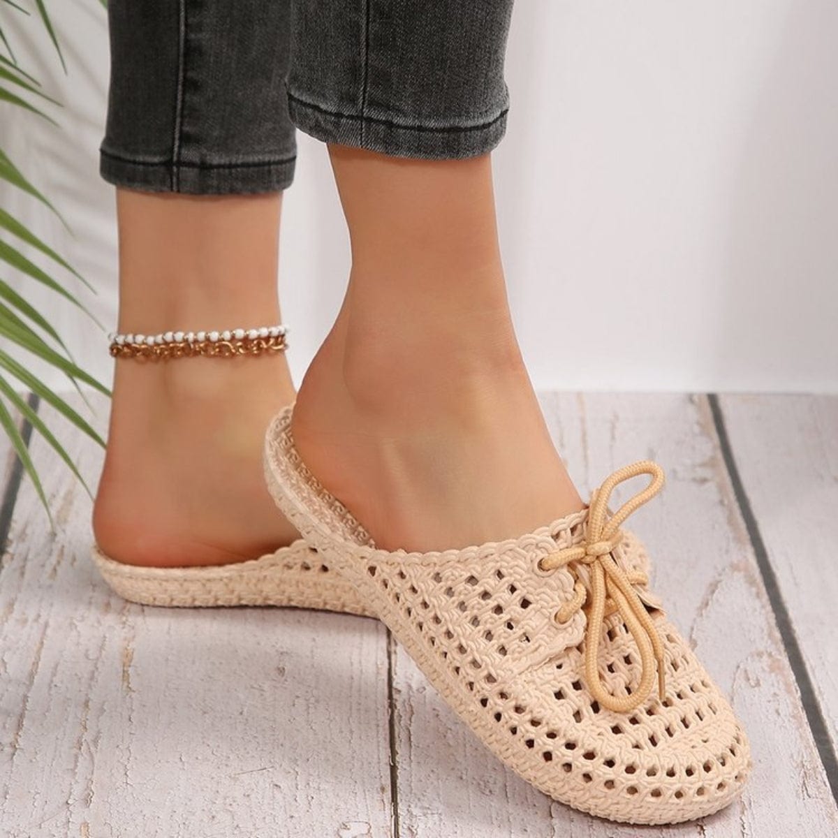 Lace-Up Flat Sandals - Trendsi