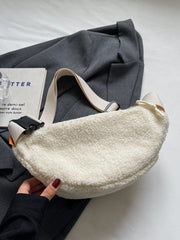 Bolso bandolera Sherpa con correa ajustable