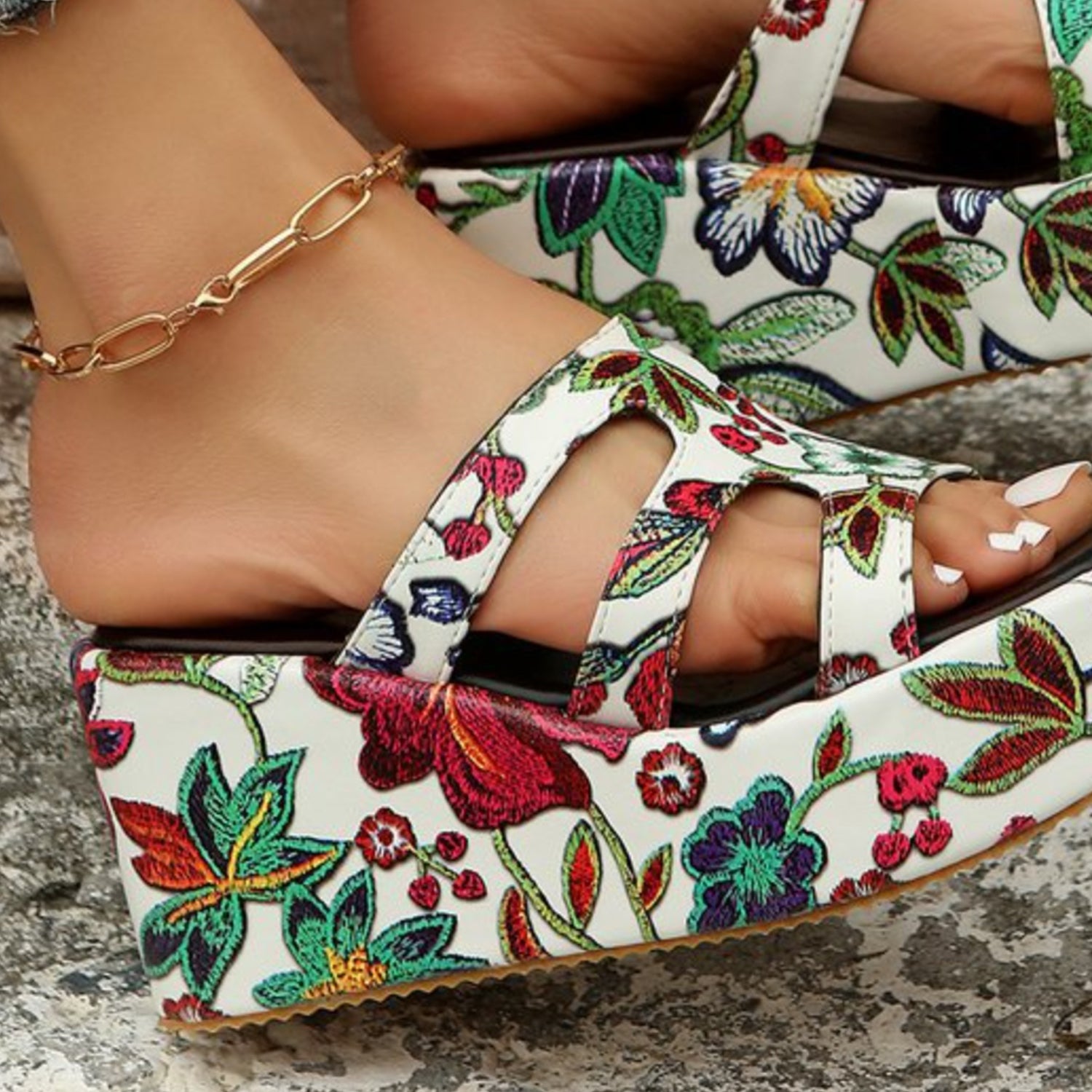 Cutout Floral Peep Toe Sandals - Trendsi