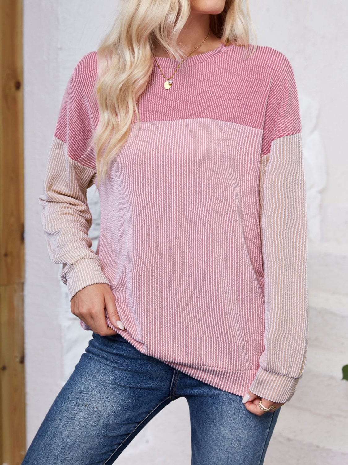 Color Block Round Neck Long Sleeve Sweatshirt - Trendsi