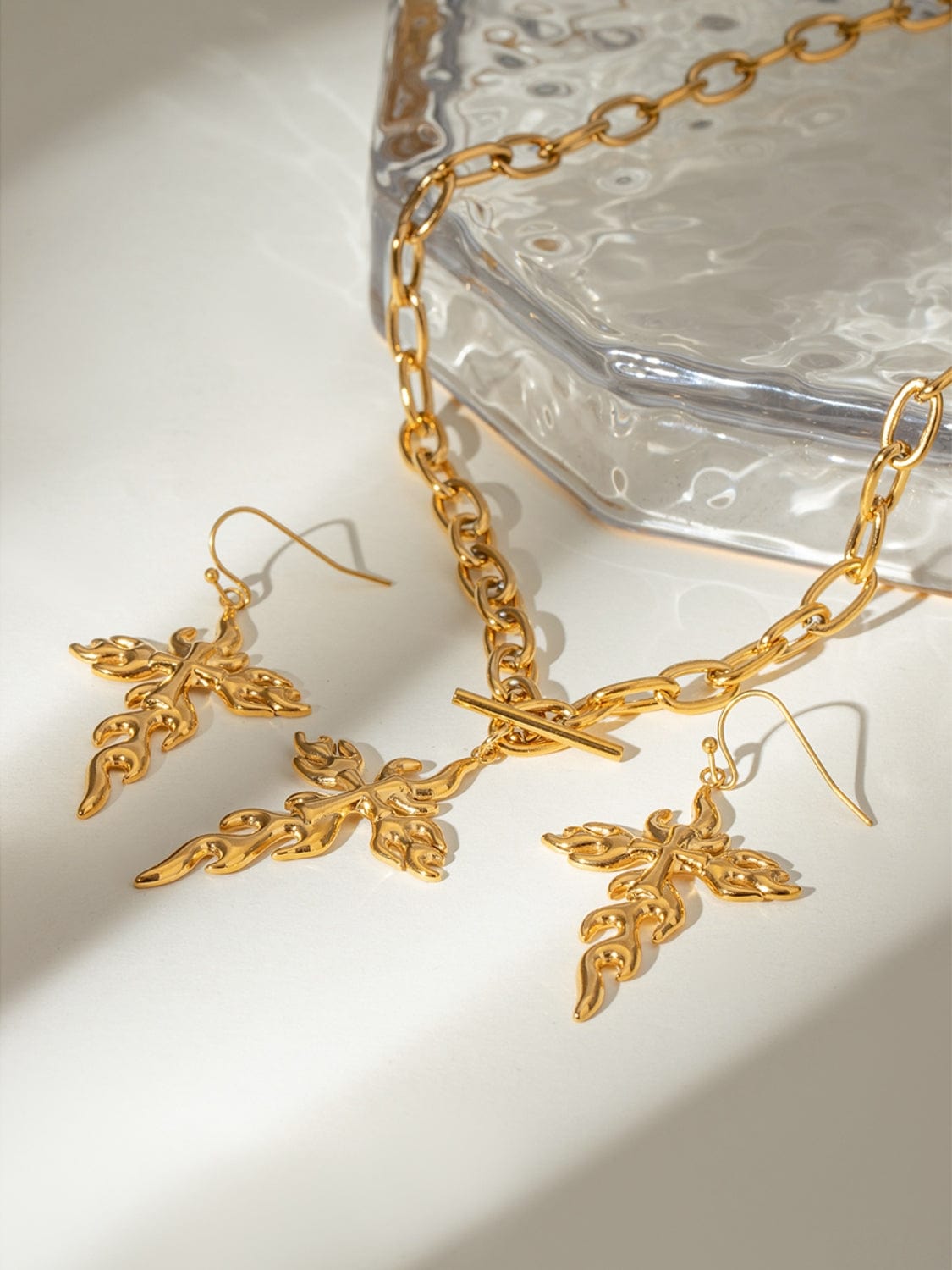 18K Gold-Plated Stainless Steel Cross Necklace - Trendsi