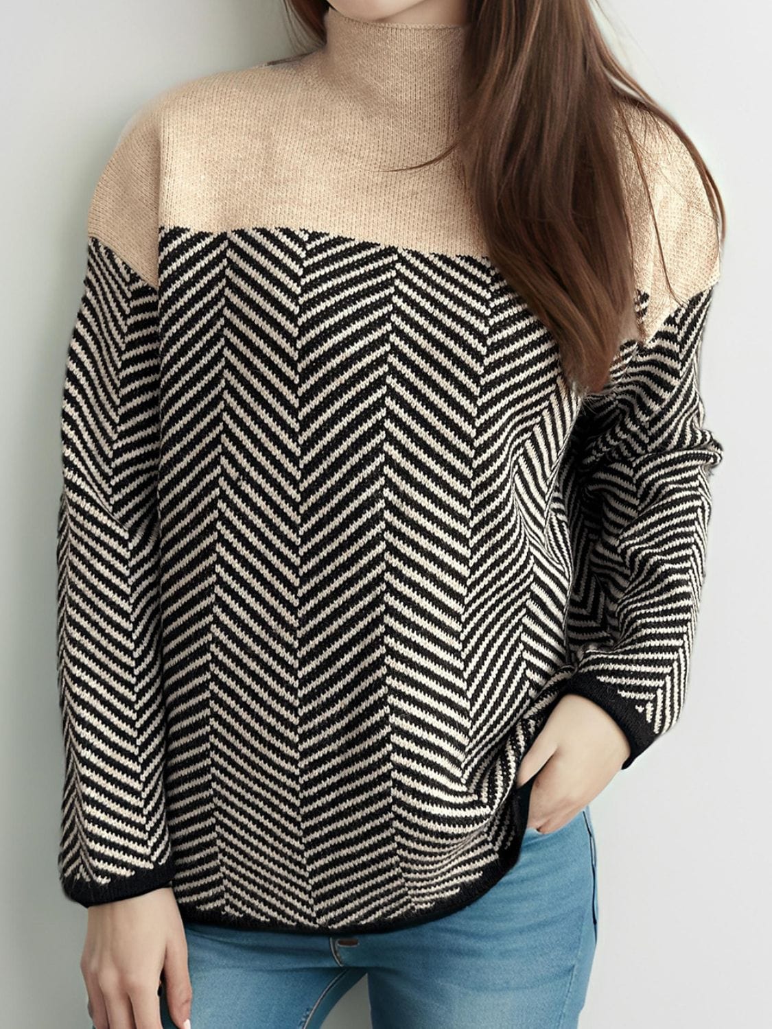 Contrast Turtleneck Long Sleeve Sweater - Trendsi