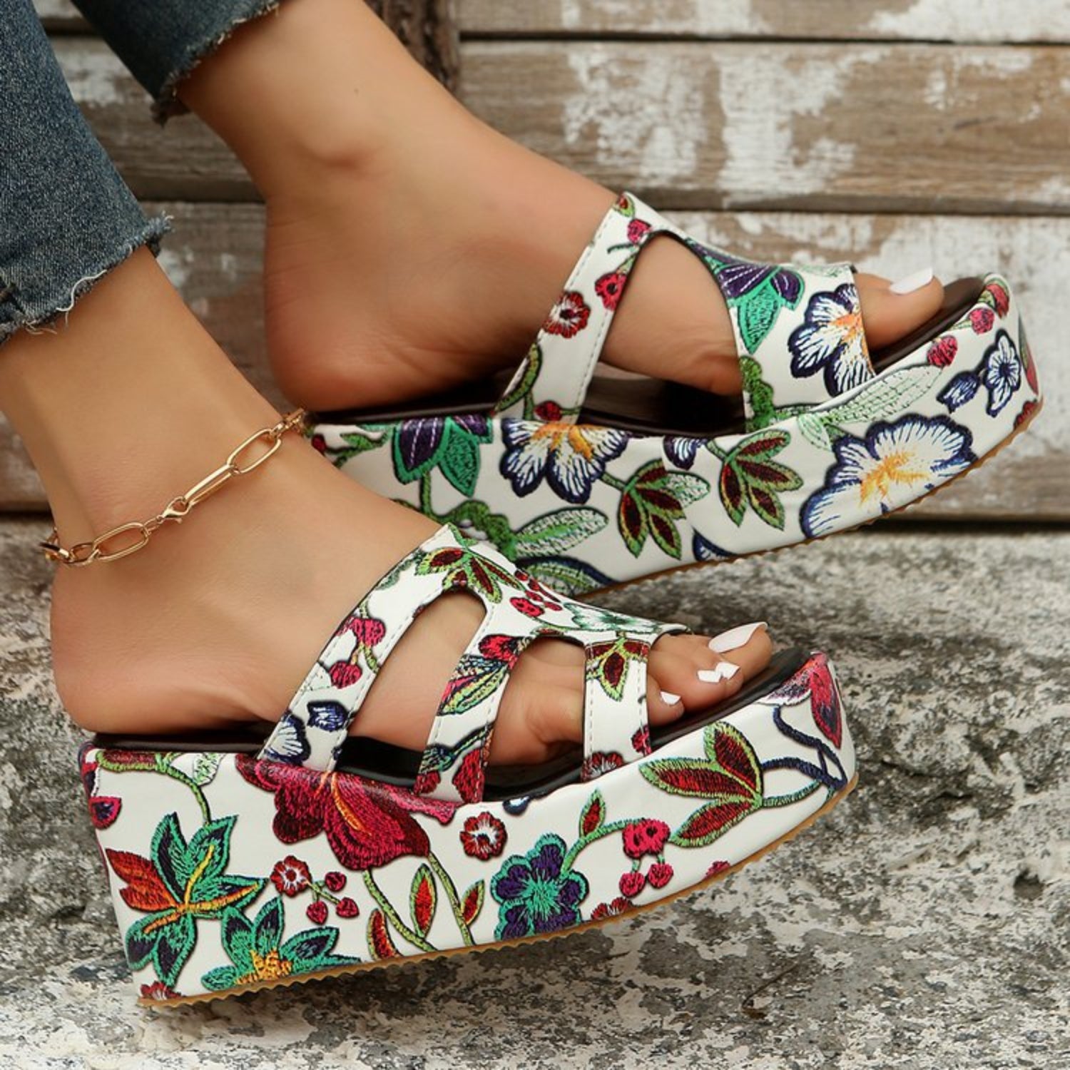 Cutout Floral Peep Toe Sandals Trendsi