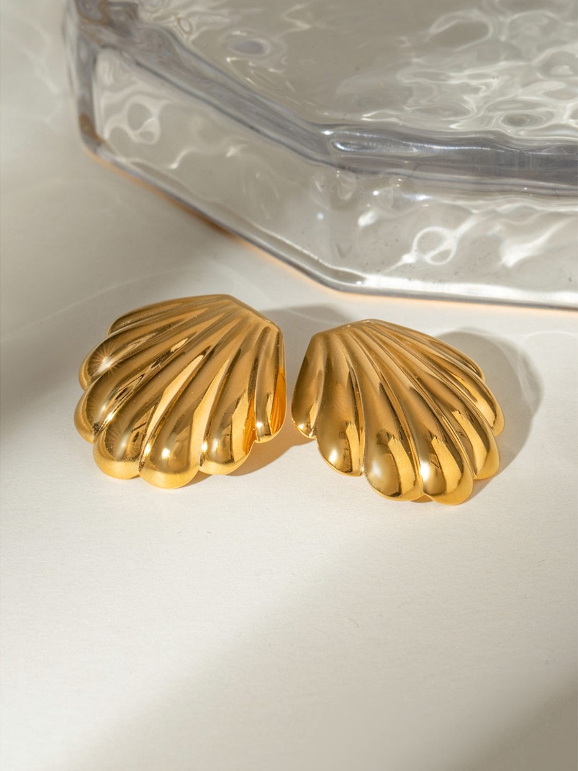 18K Gold-Plated Stainless Steel Shell Stud Earrings - Trendsi