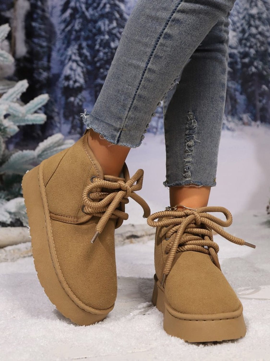 Lace Up Round Neck Platform Suede Boots - Trendsi