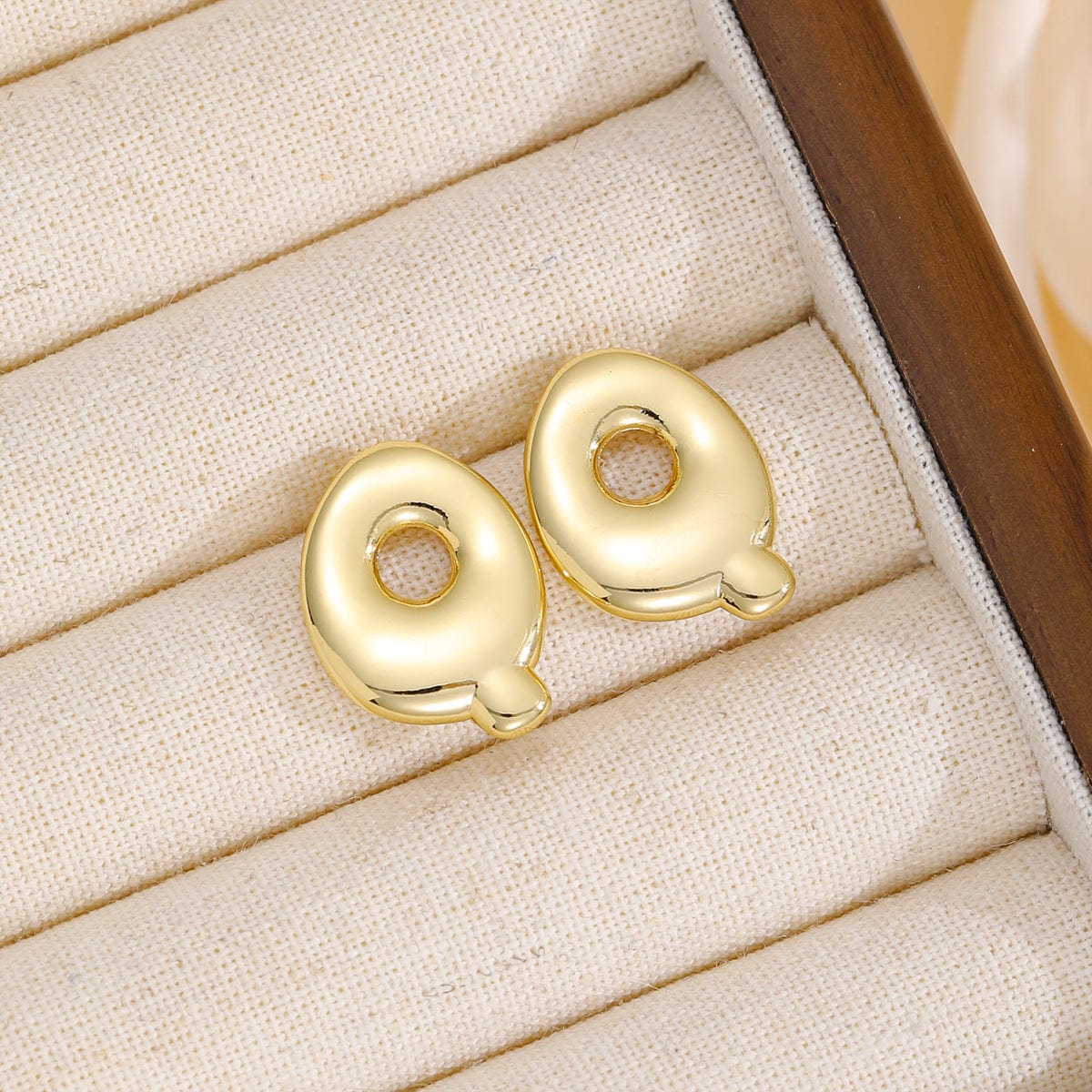 18K Gold-Plated Bubble Letter Stud Earrings - Trendsi