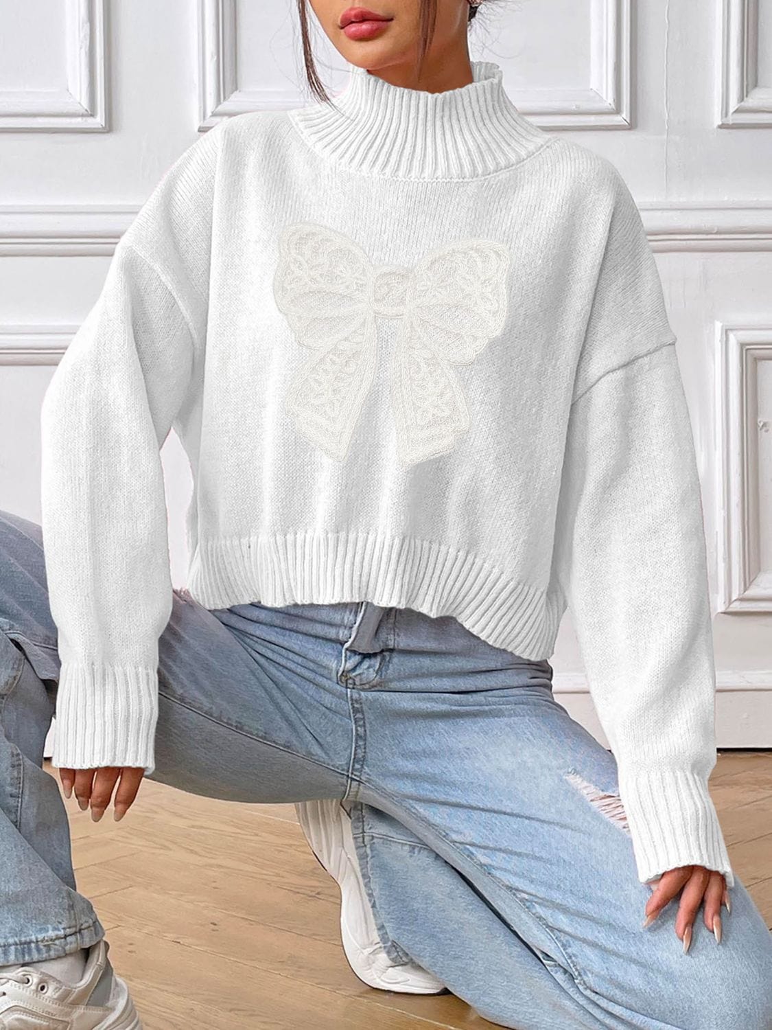 Bow Turtleneck Long Sleeve Sweater - Trendsi