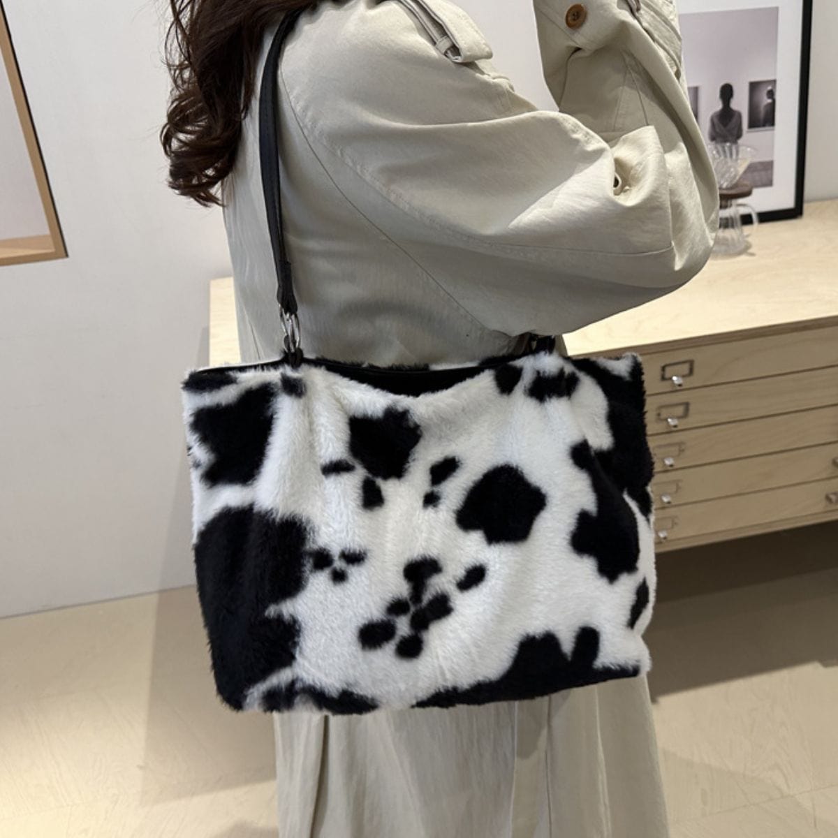 Cow Print Furry Tote Bag - Trendsi